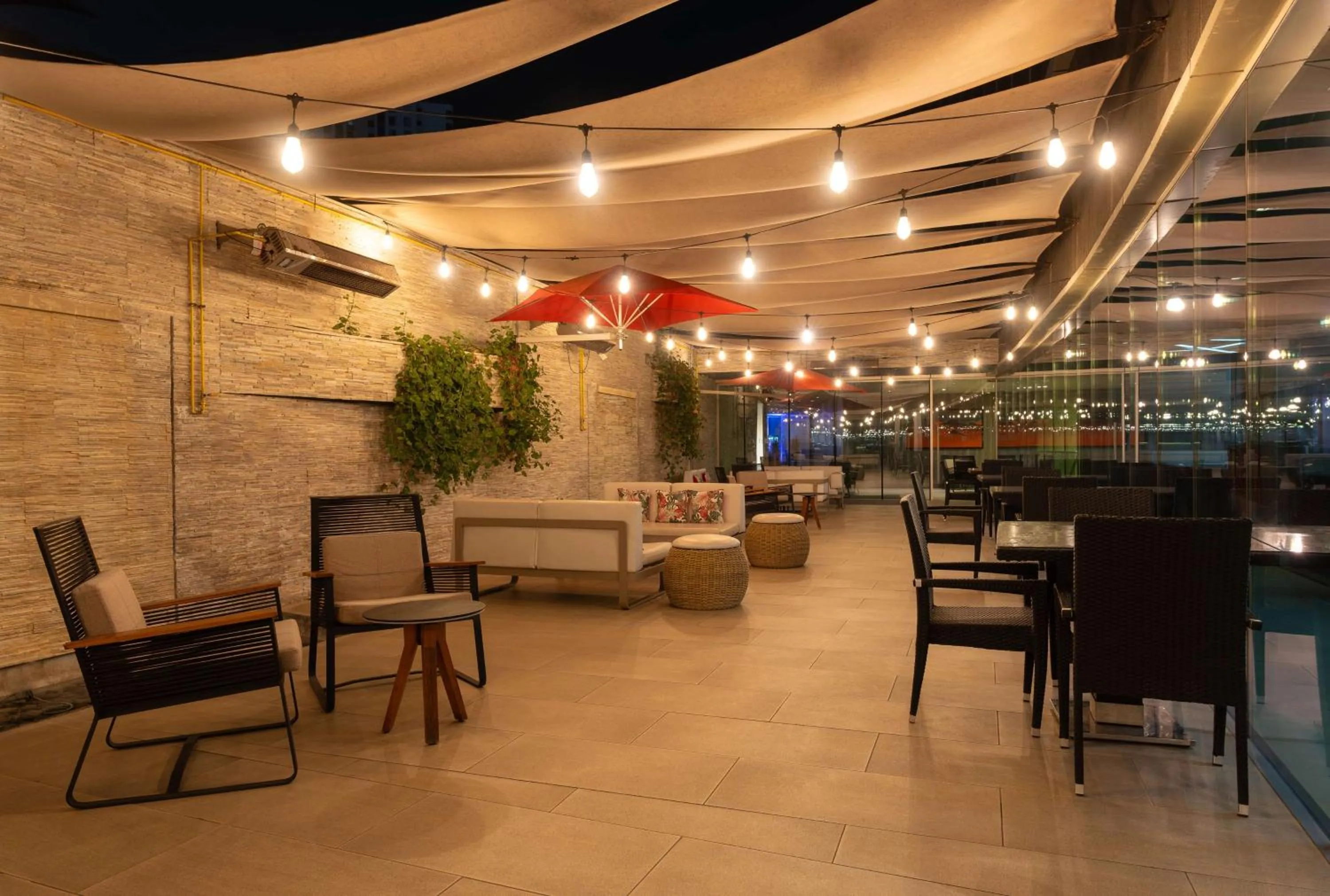 Patio in Hilton Garden Inn Iquique