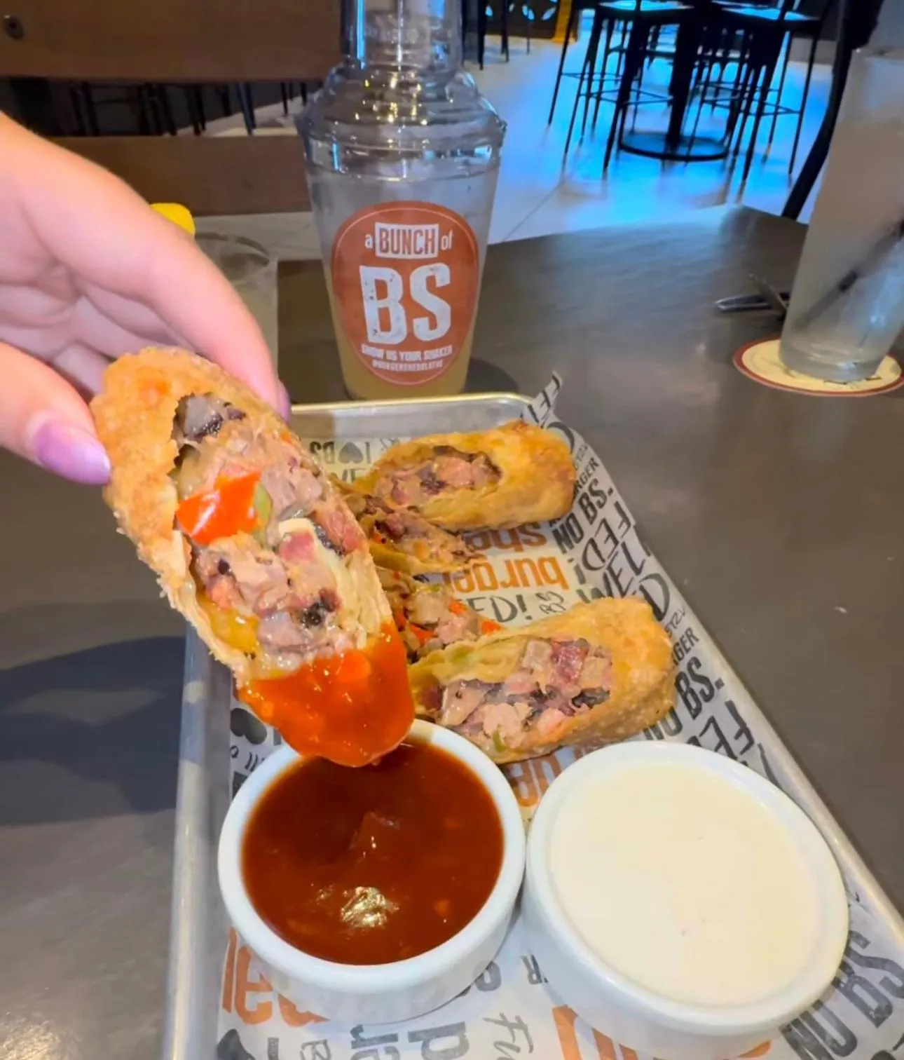 Restaurant/places to eat in Embassy Suites by Hilton Kansas City Olathe