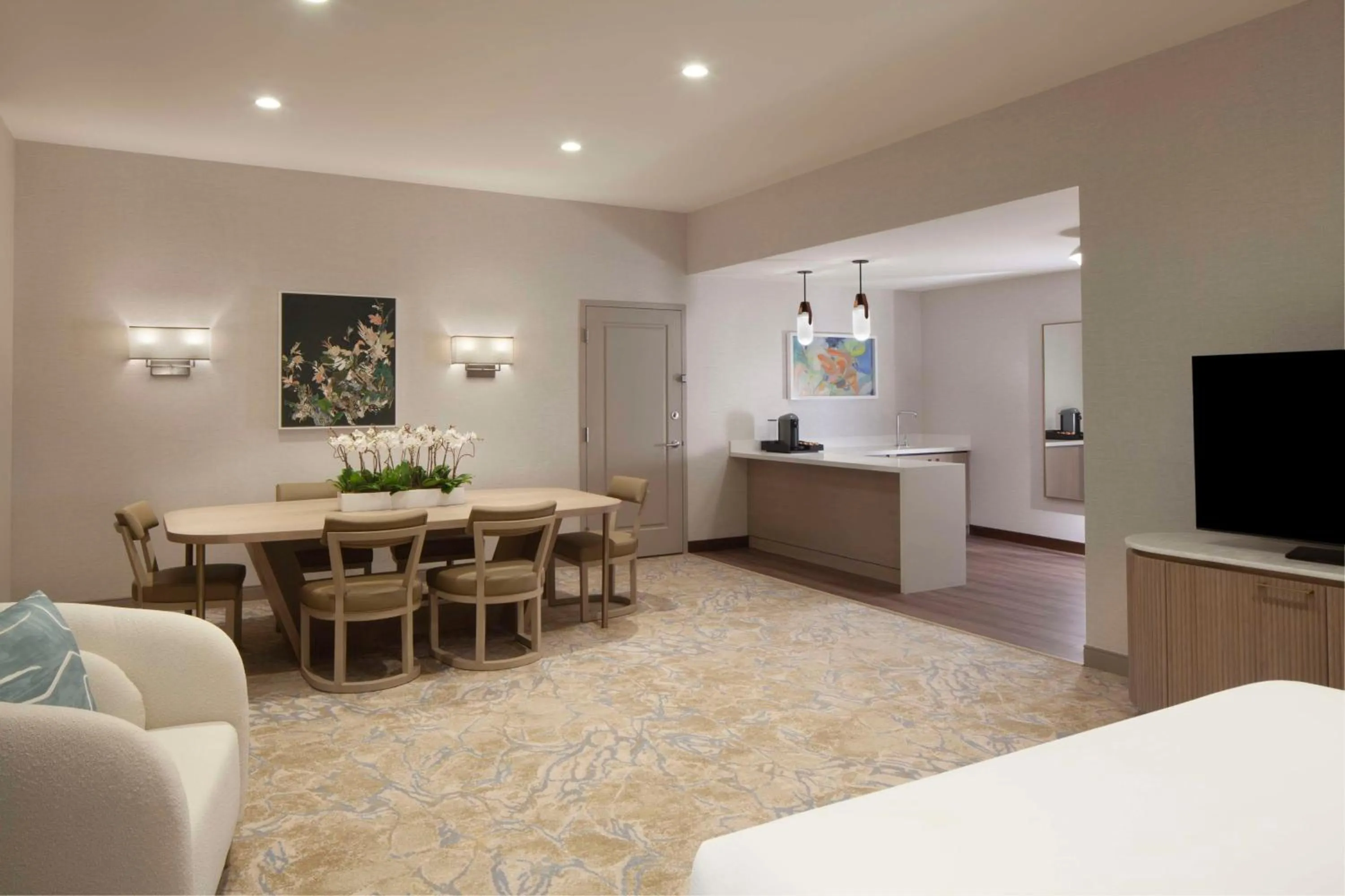 Living room in Hilton West Palm Beach