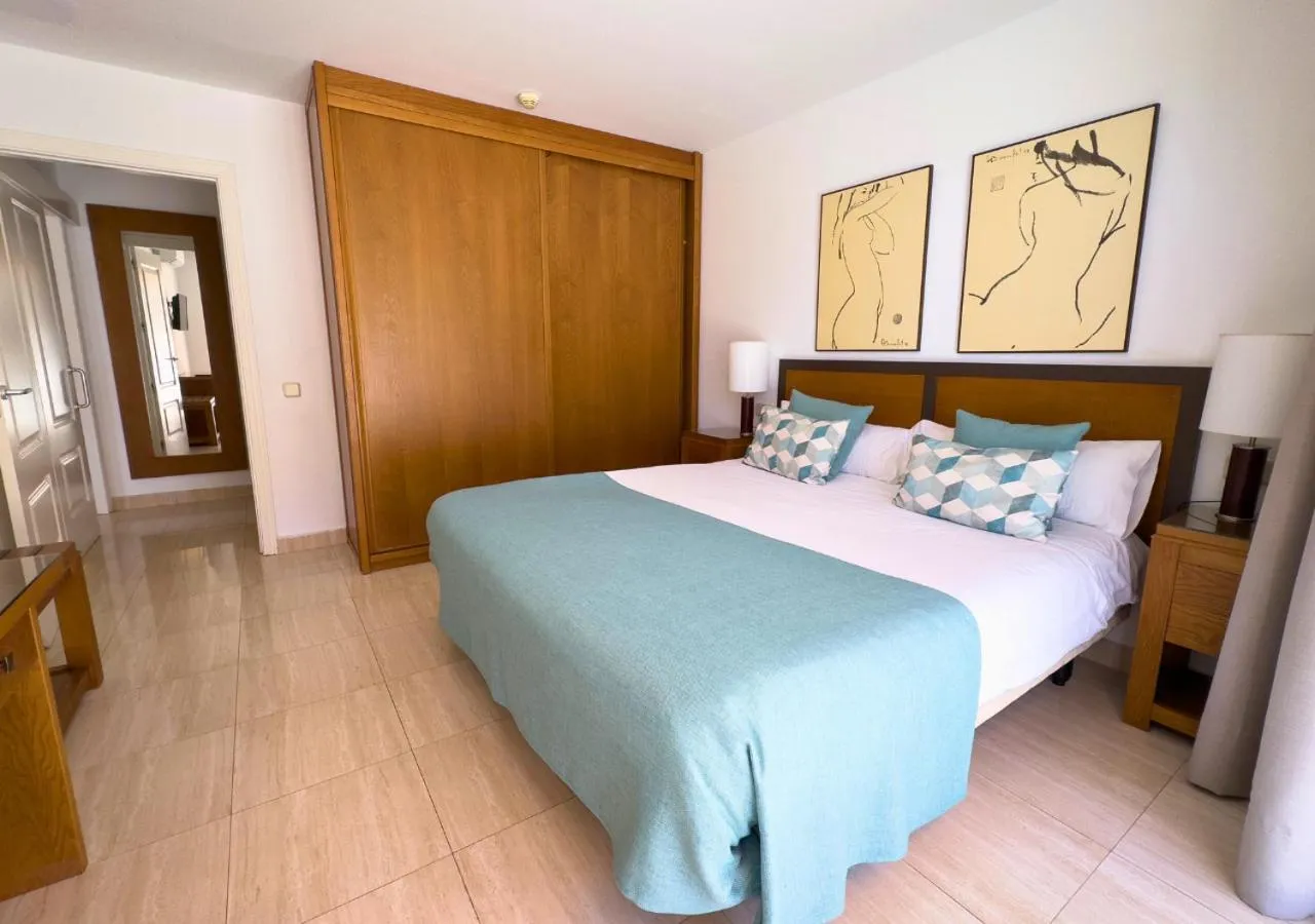 Bed in Holiday Club Sol Amadores