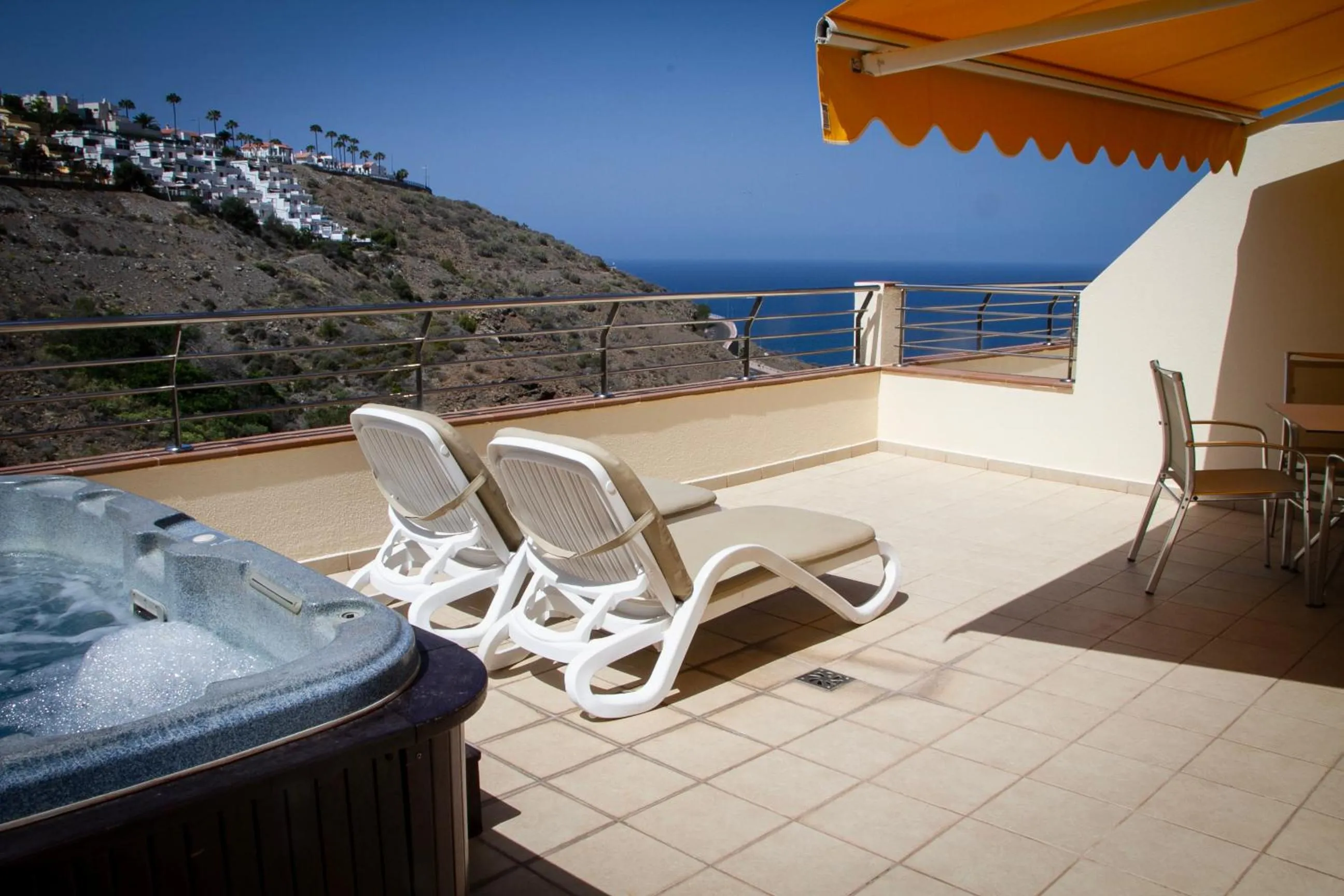 Hot Tub in Holiday Club Sol Amadores
