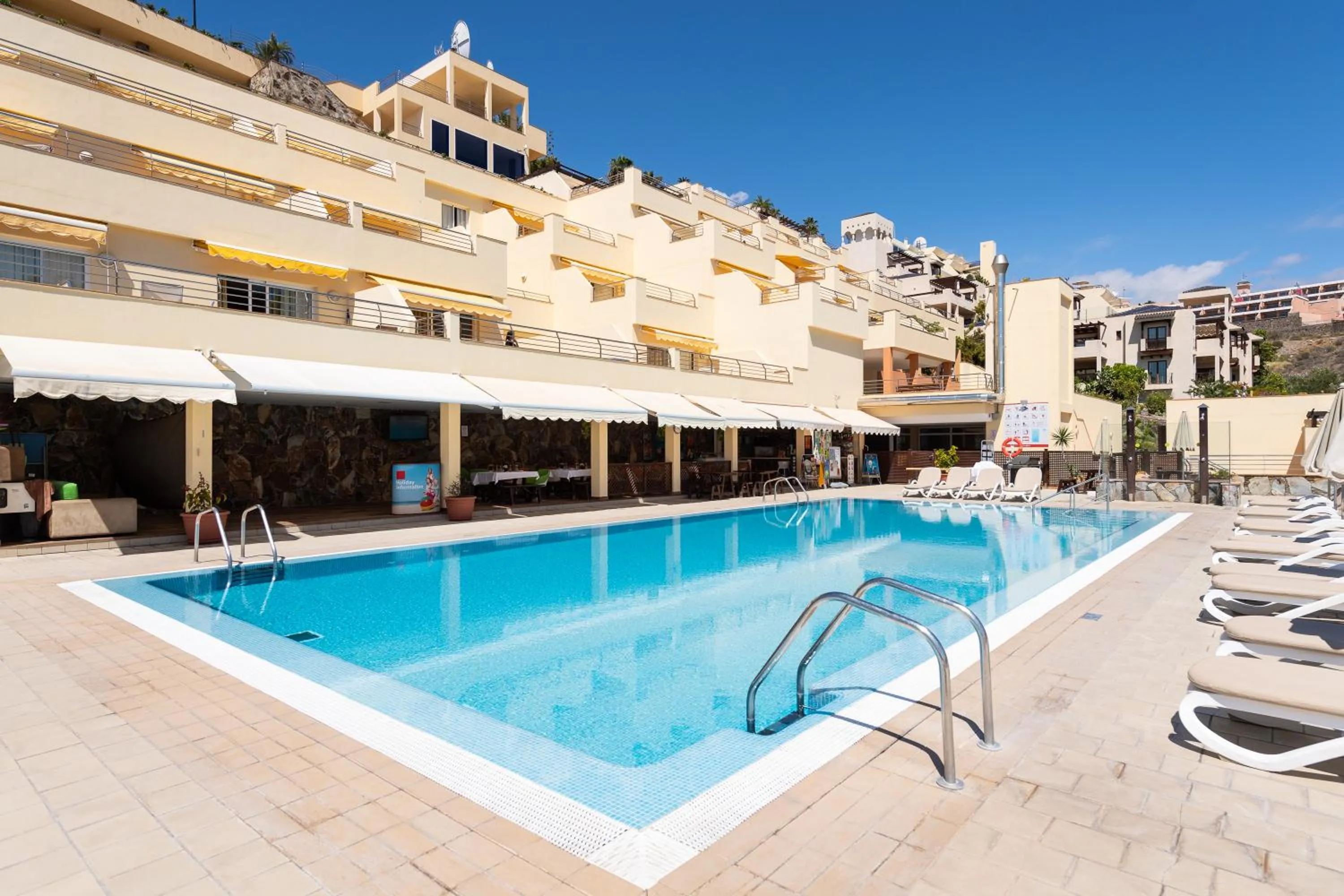 Property building in Holiday Club Sol Amadores