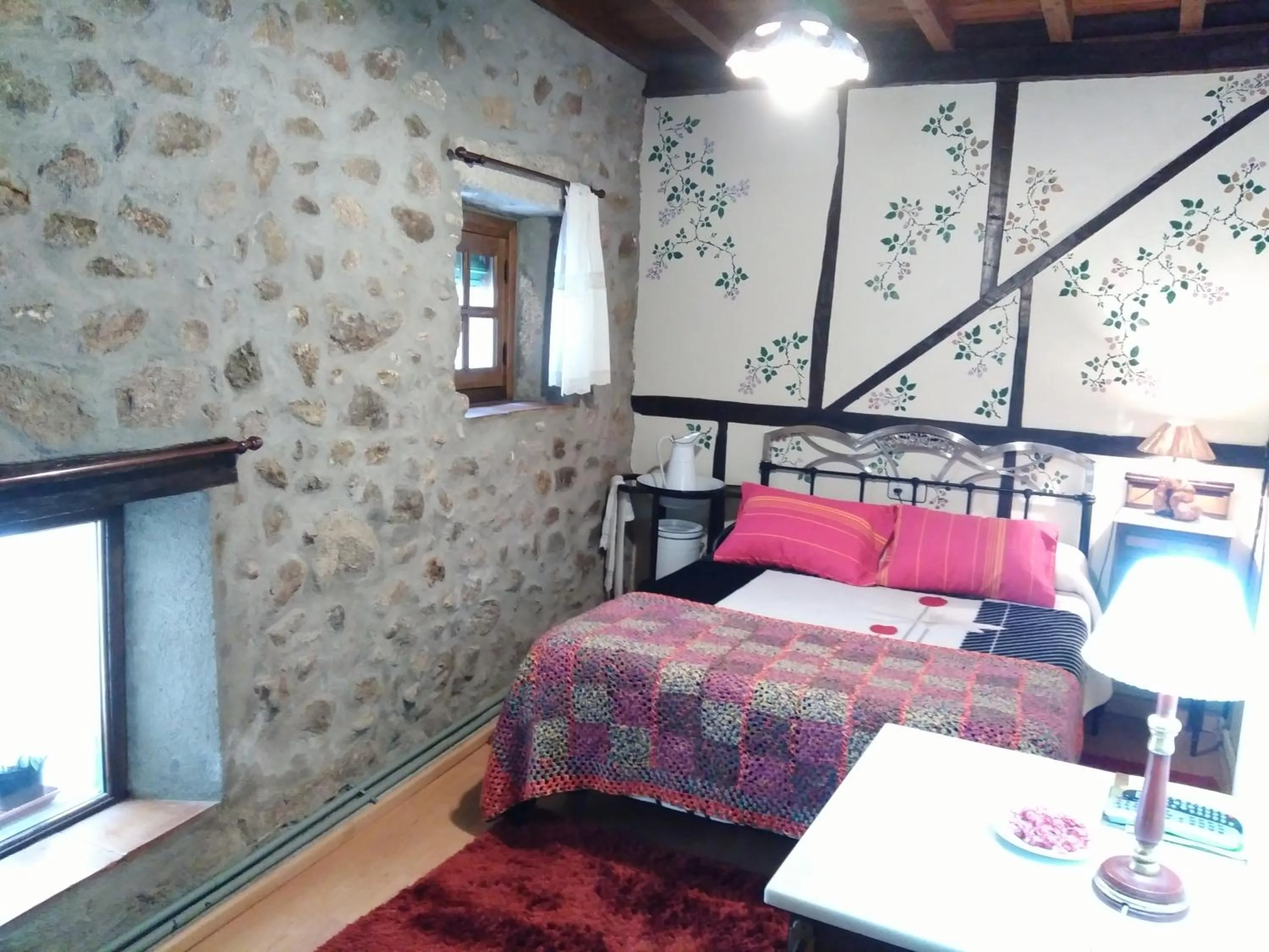 Photo of the whole room, Bed in Antigua Posada, Valle del Jerte