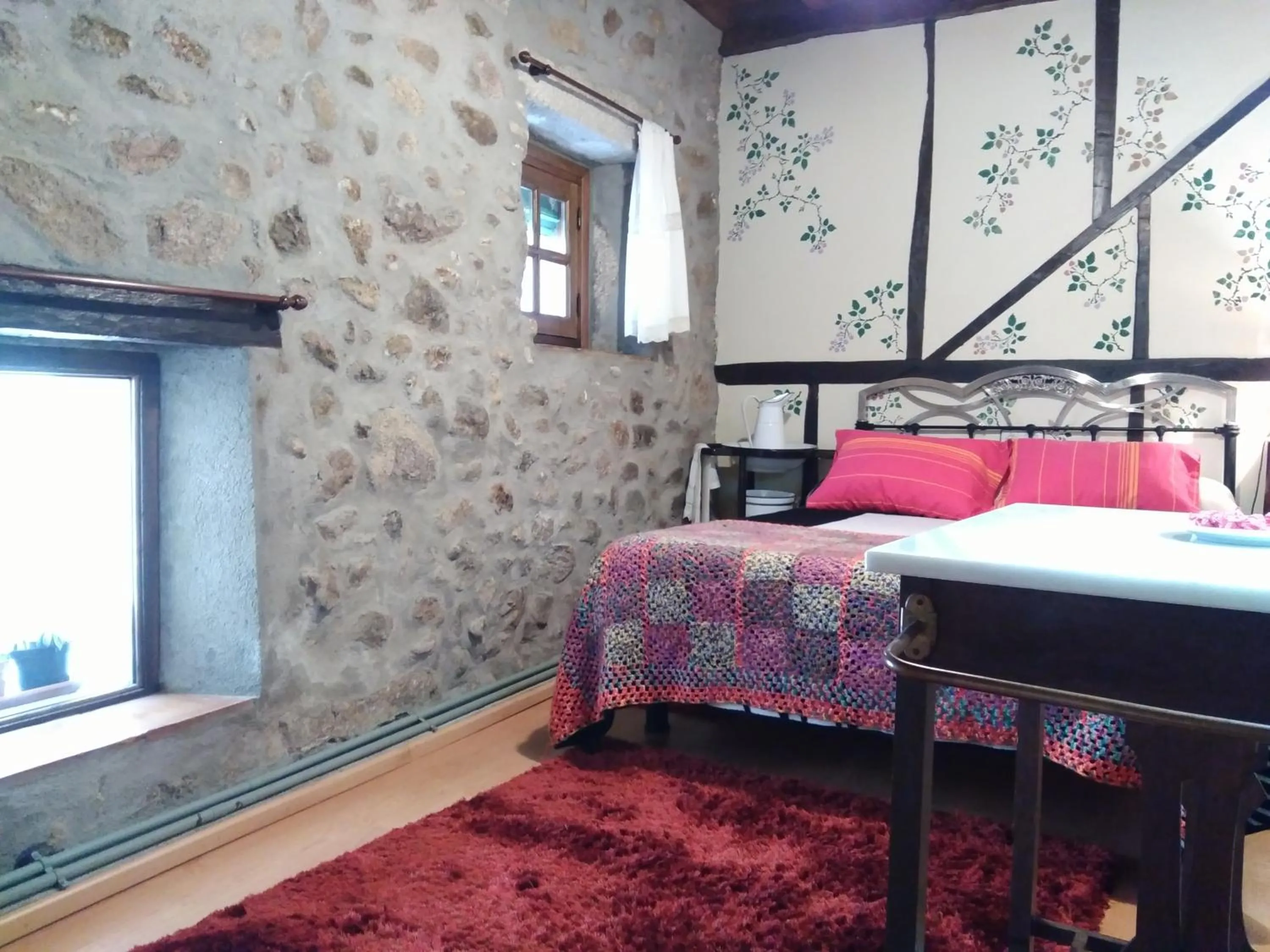 Photo of the whole room, Bed in Antigua Posada, Valle del Jerte