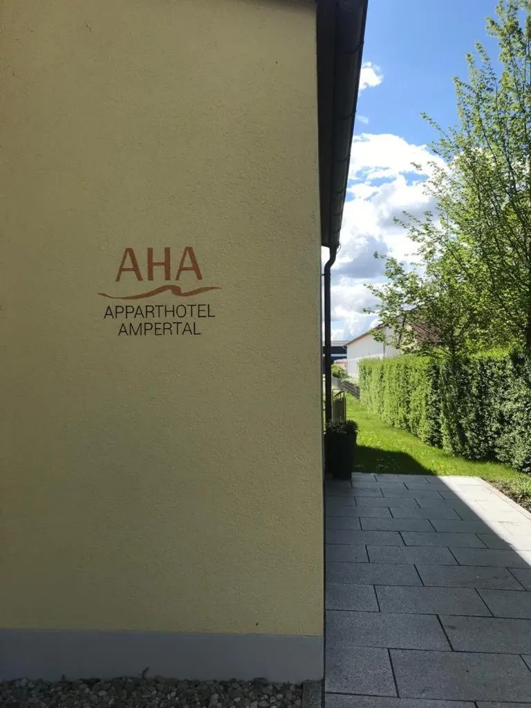 Facade/entrance in Apparthotel Ampertal