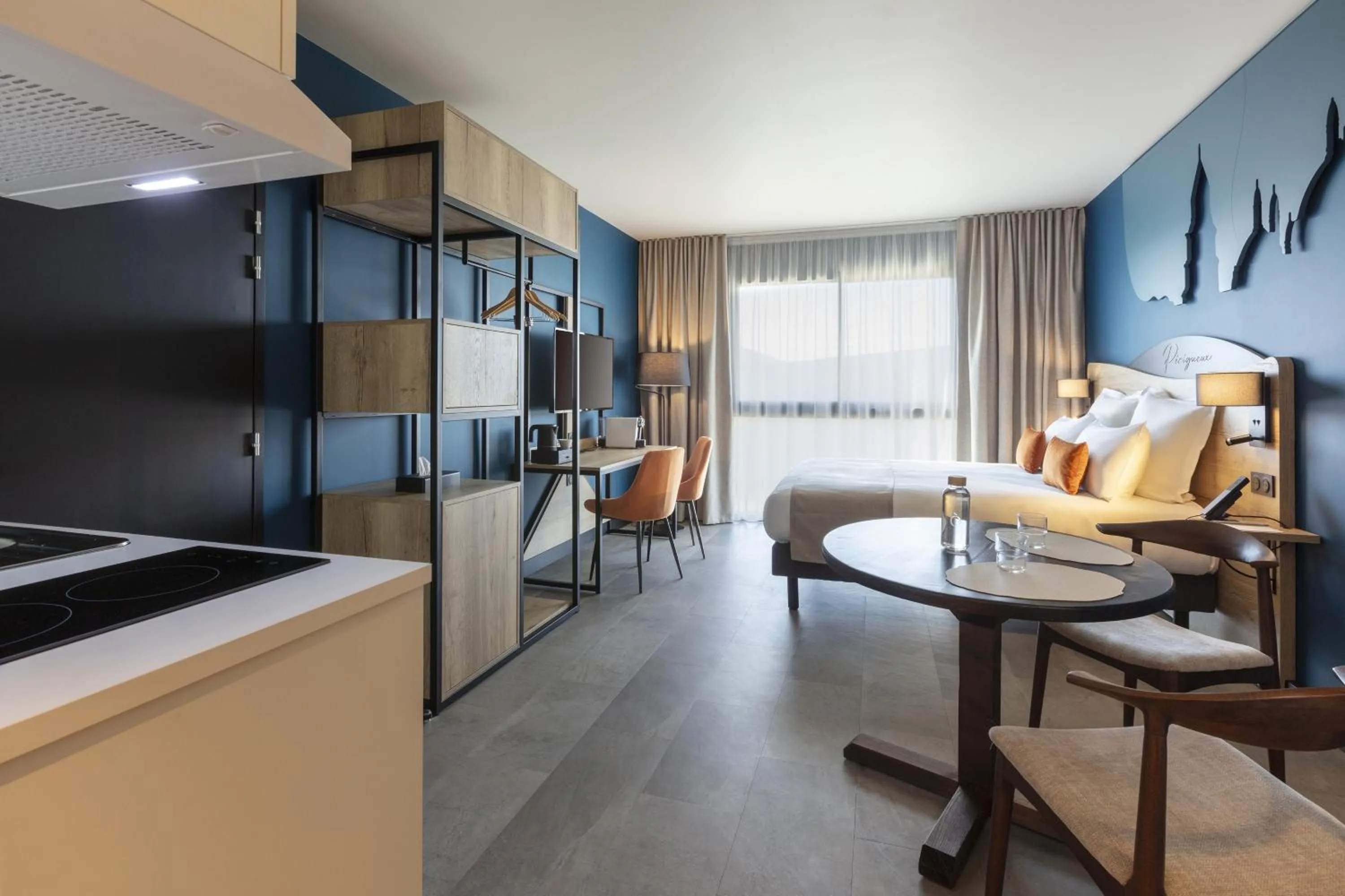 Queen Apartment with Kitchenette in Hôtel OstOria Périgueux, BW Signature Collection