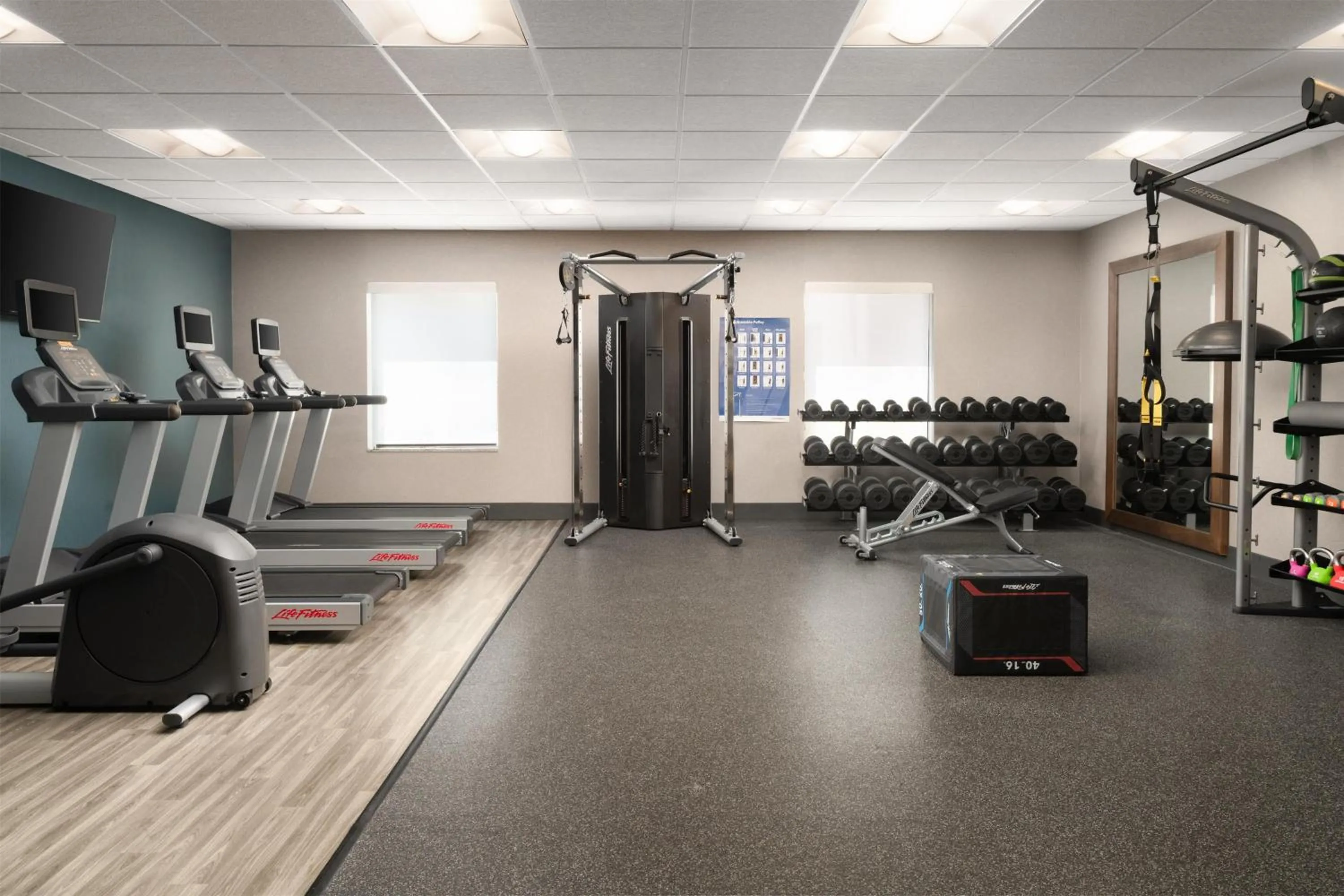 Fitness centre/facilities in Hampton Inn Fairmont
