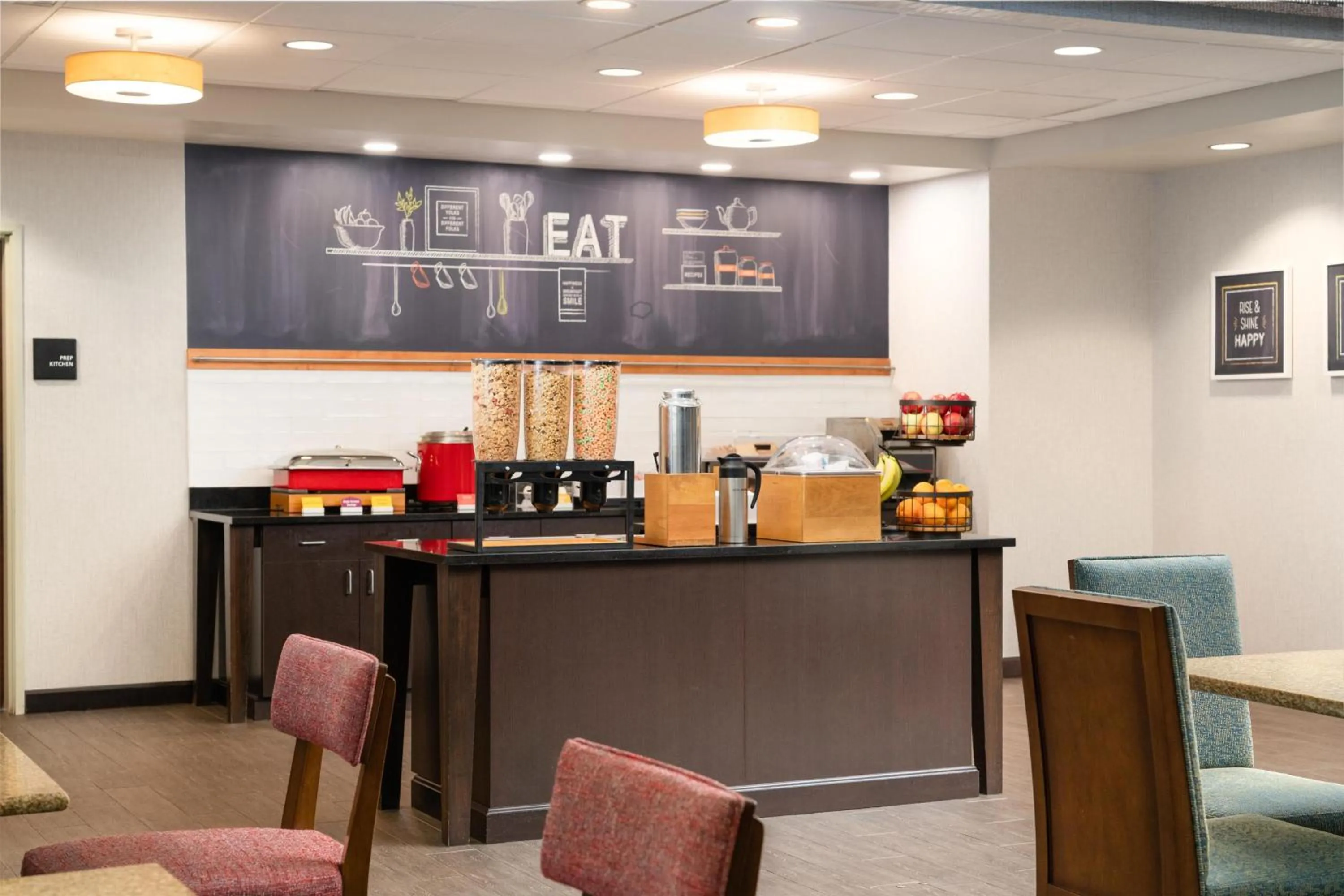 Breakfast in Hampton Inn Fairmont