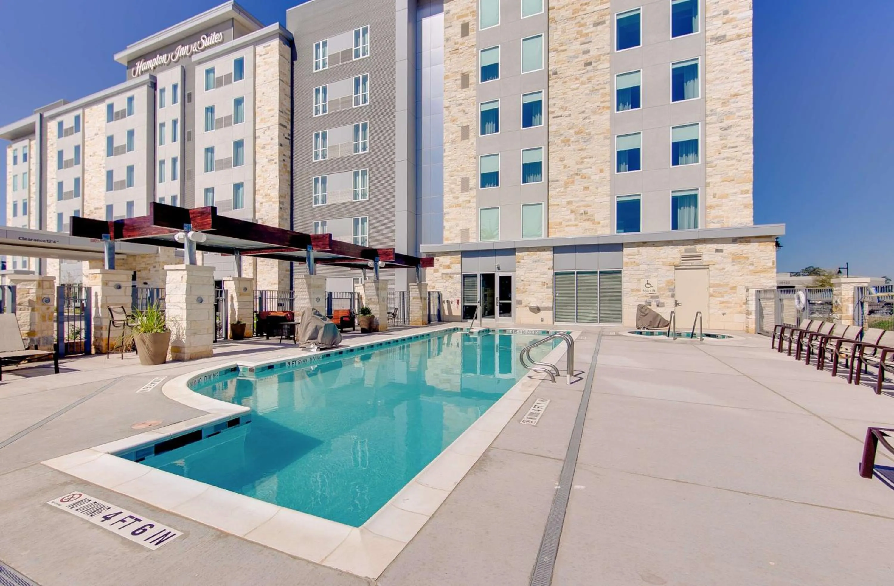 Pool view in Hampton Inn & Suites North Houston Spring