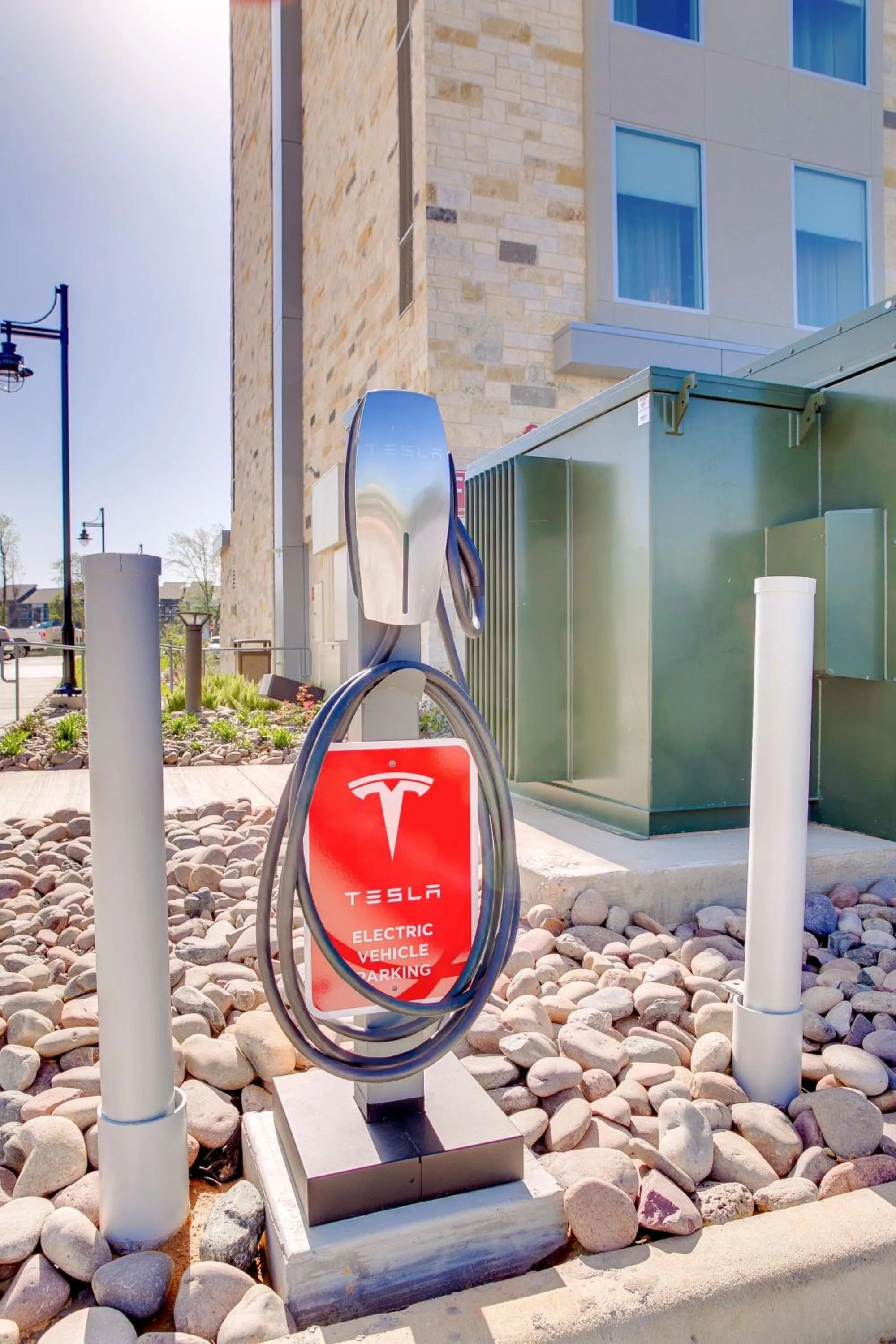 Property building in Hampton Inn & Suites North Houston Spring