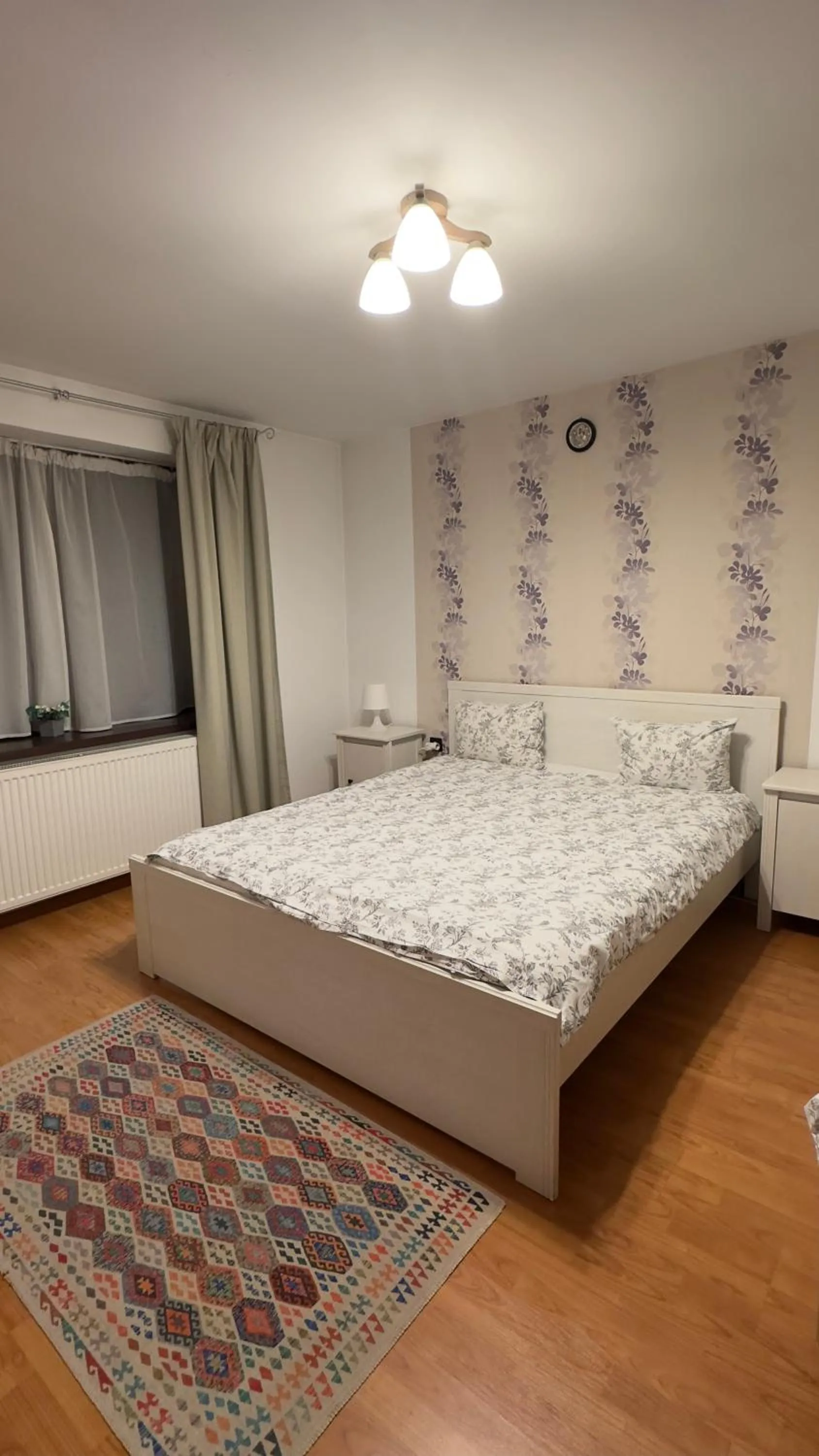 Bed in Pensiunea Bergwald Rasnov Brasov by BuySellRent