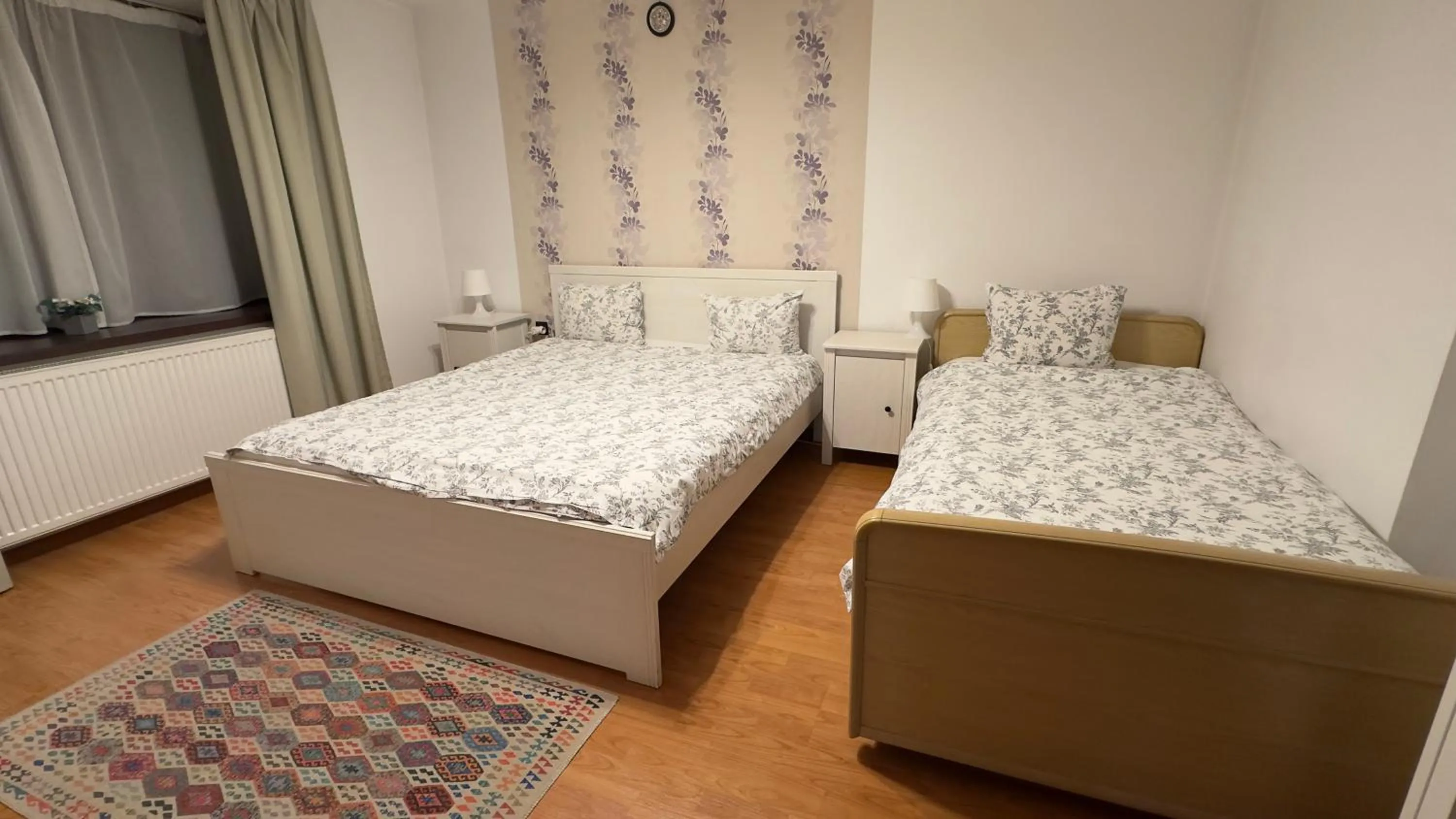 Bed in Pensiunea Bergwald Rasnov Brasov by BuySellRent