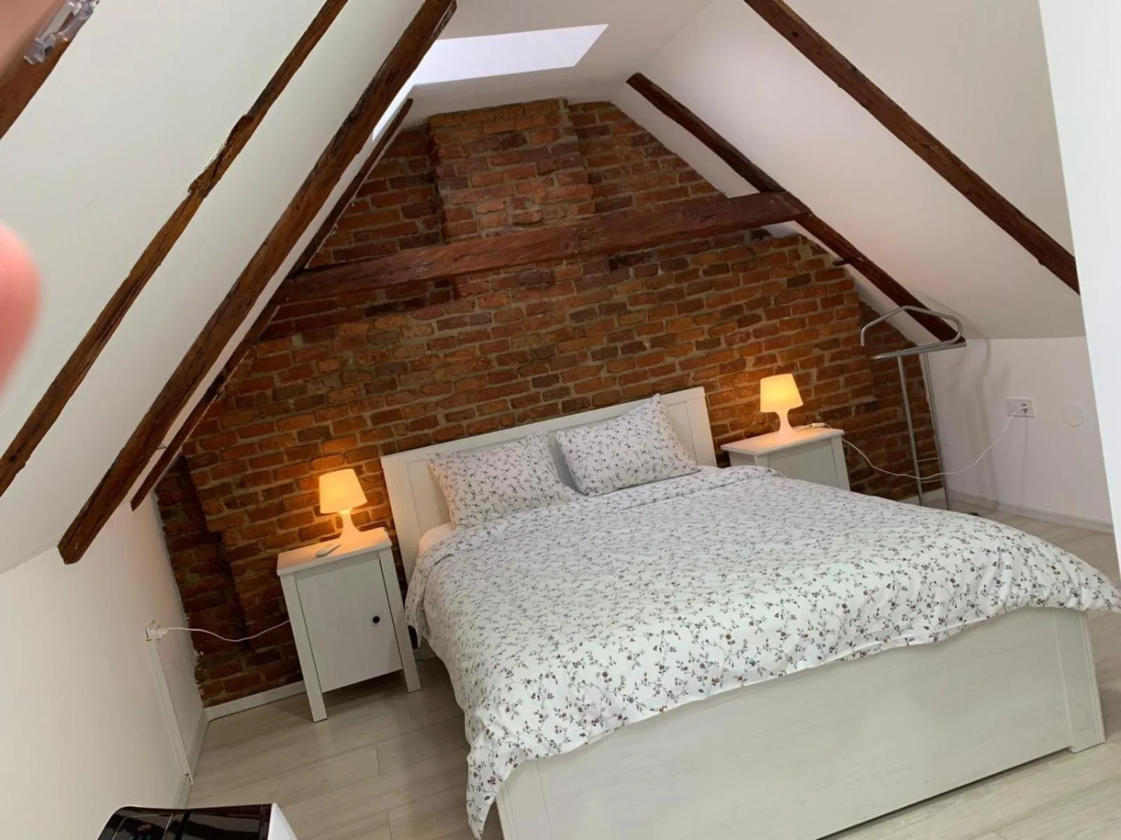 Bed in Pensiunea Bergwald Rasnov Brasov by BuySellRent