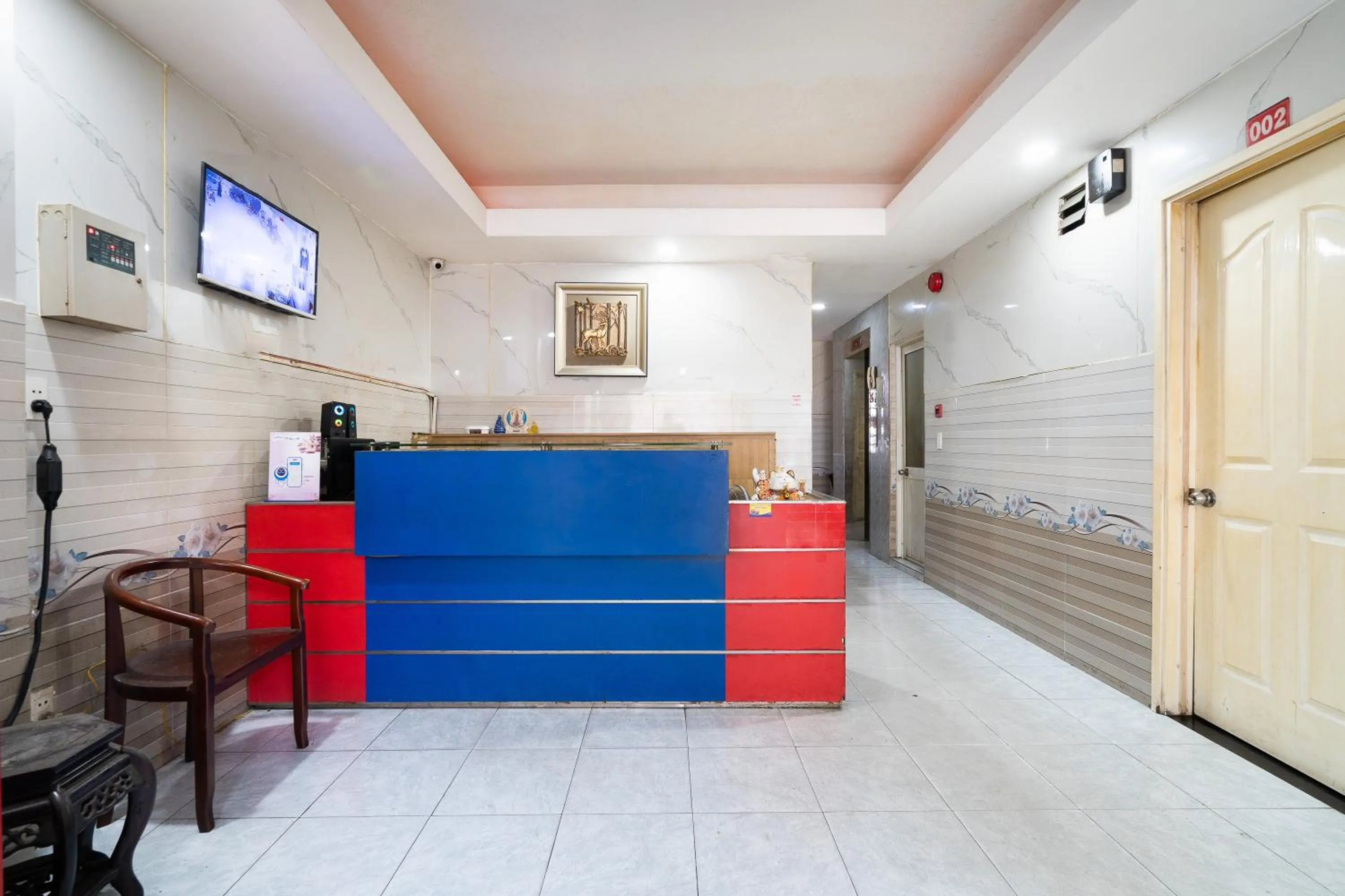 Lobby or reception in Collection O District 12 - Mau Tim Hotel