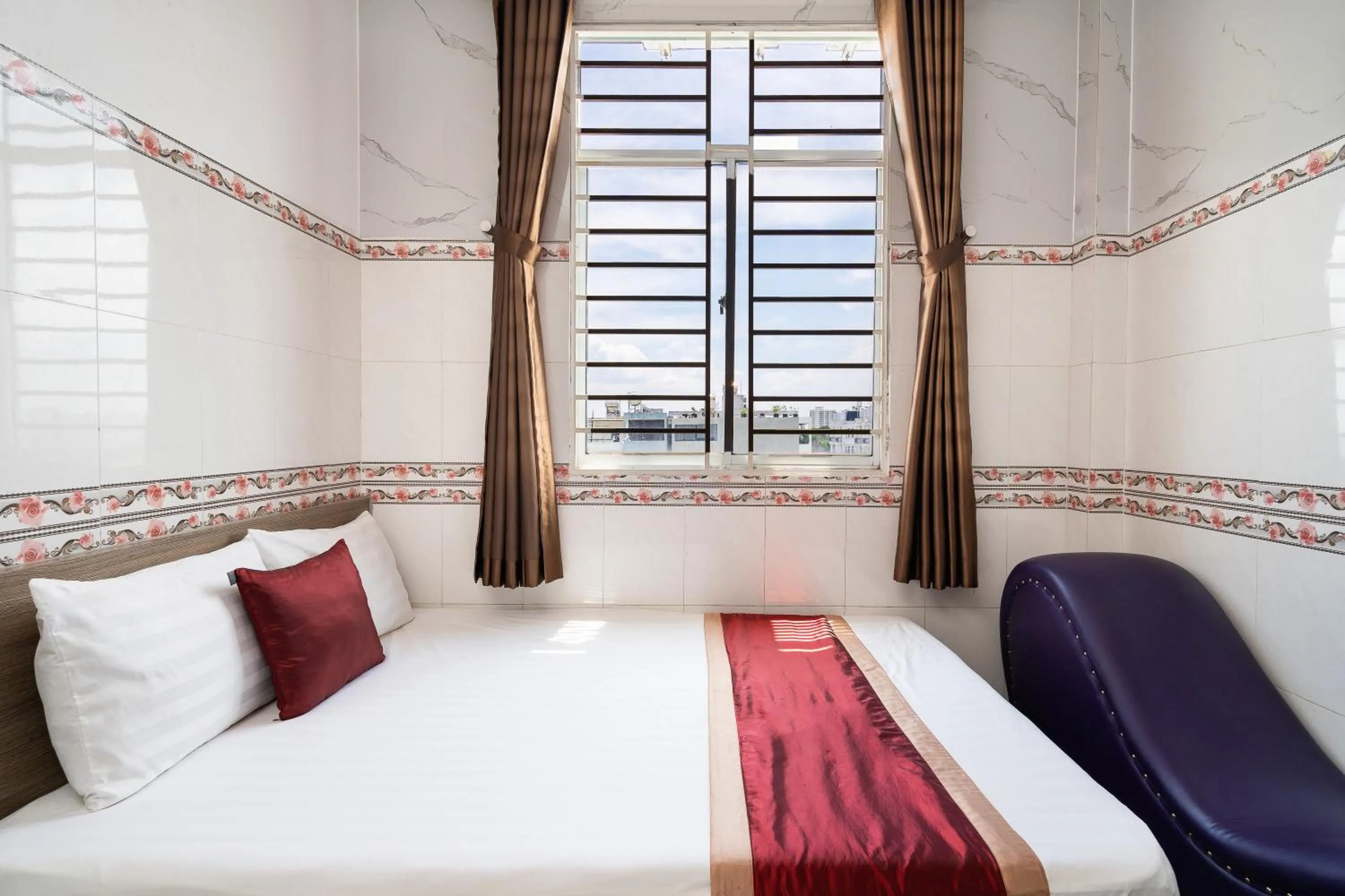 Bedroom, Bed in Collection O District 12 - Mau Tim Hotel