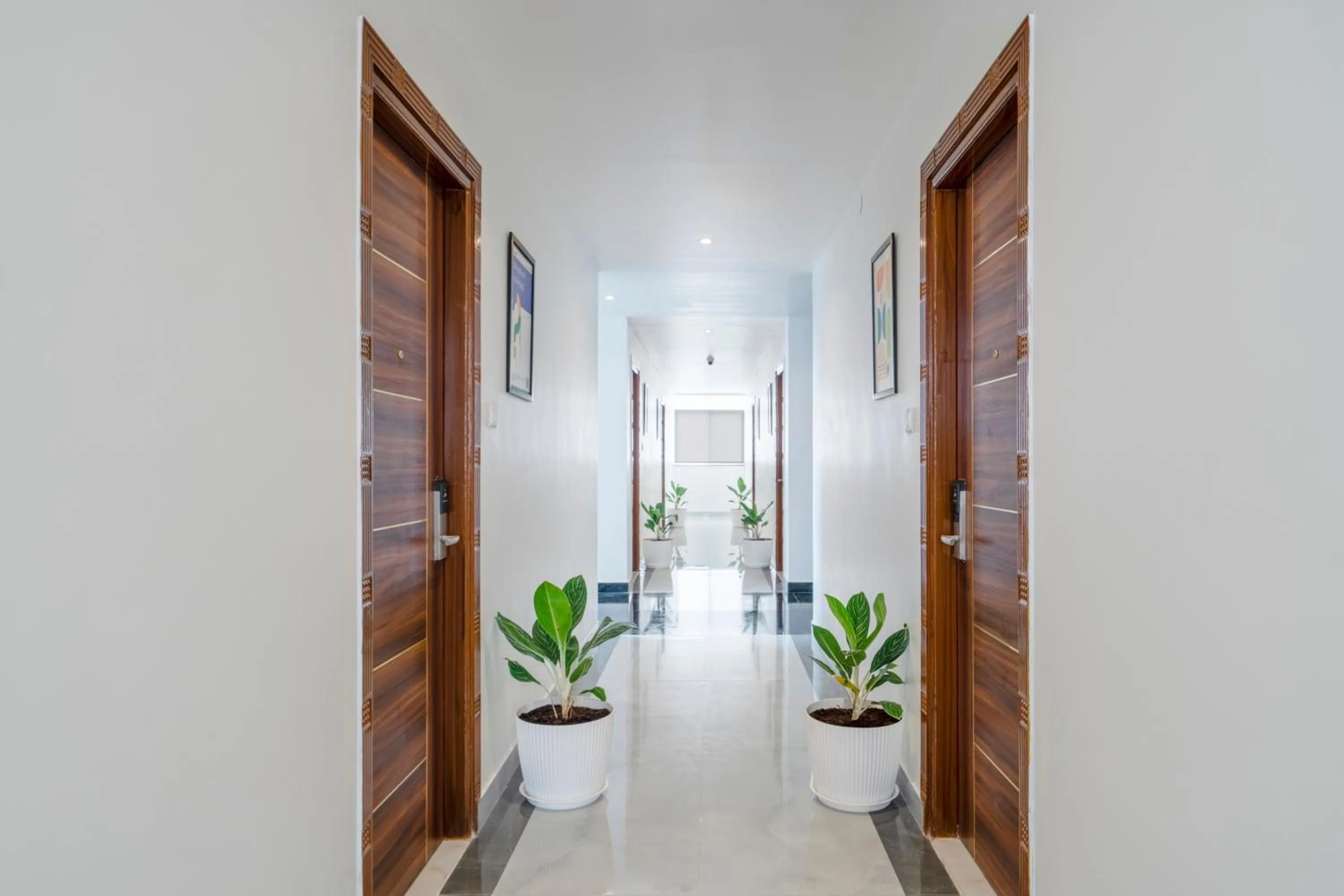 Treebo The Infinity, Banjara Hills