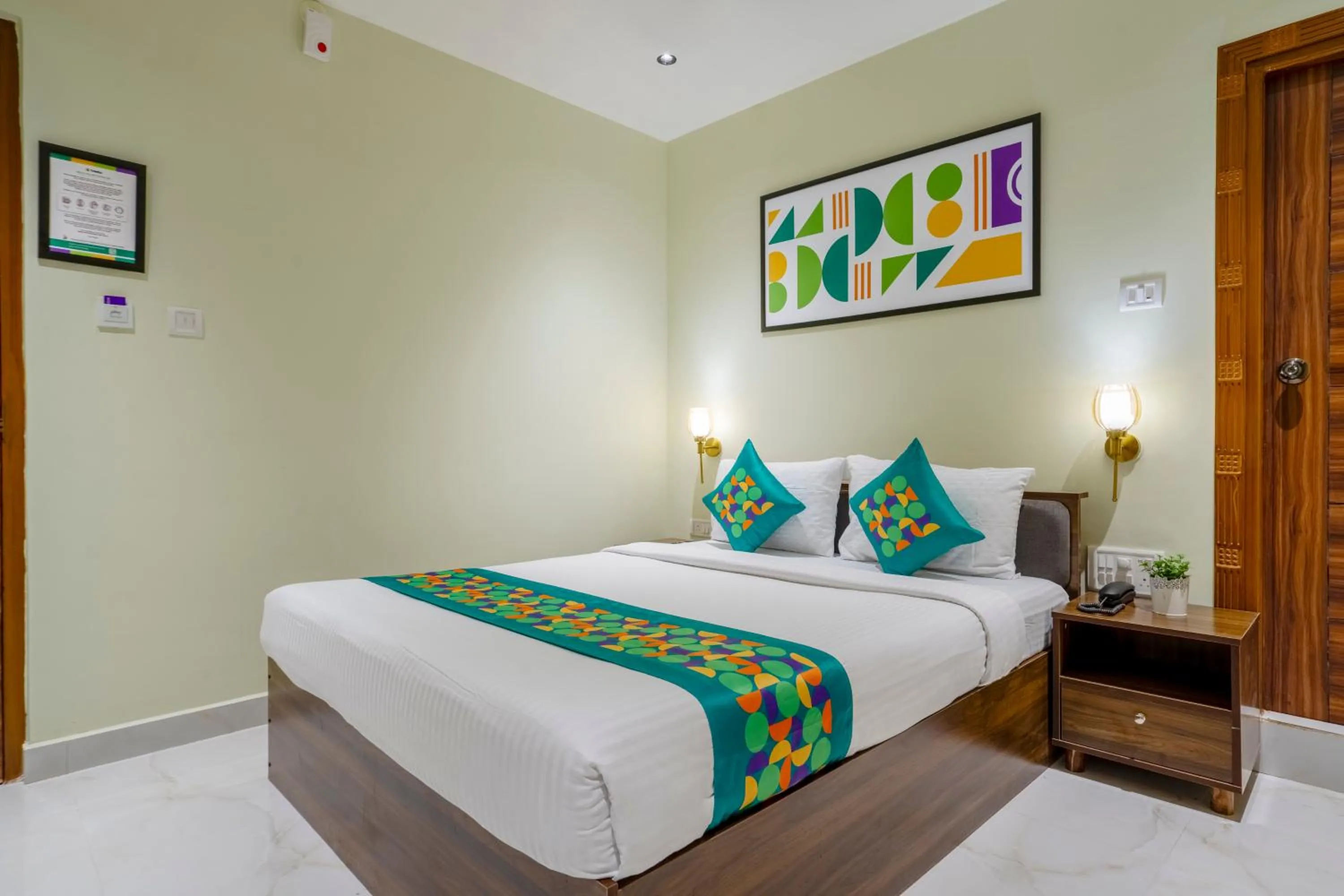 Standard Room - single occupancy in Treebo The Infinity, Banjara Hills