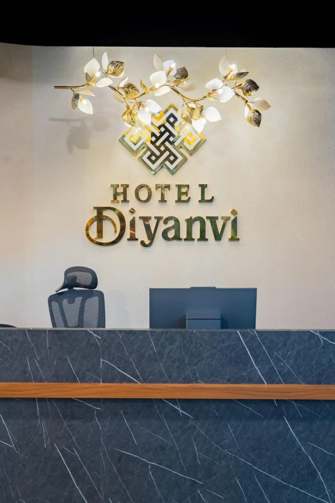 Lobby or reception in Hotel Diyanvi