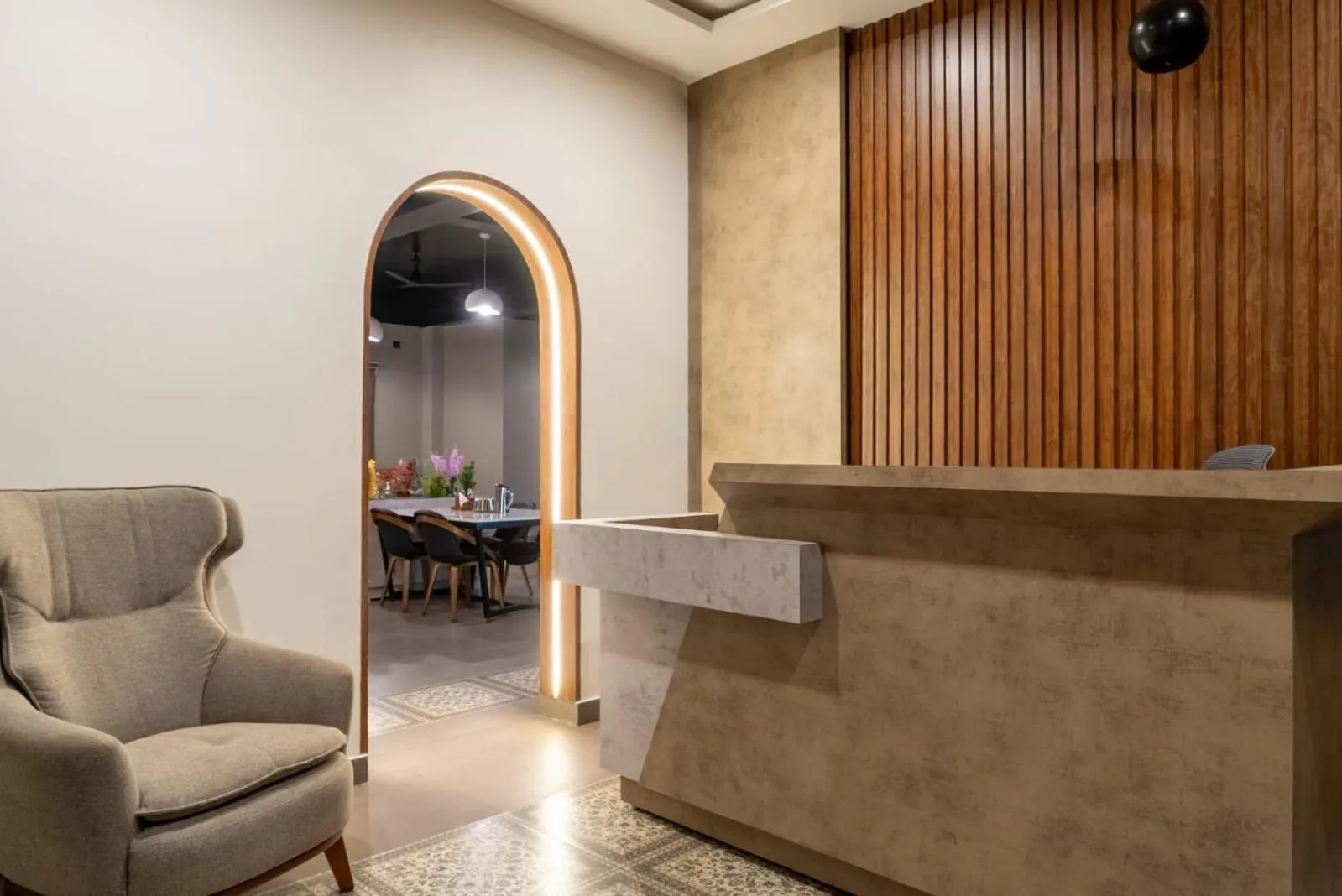 Lobby or reception in Hotel Diyanvi