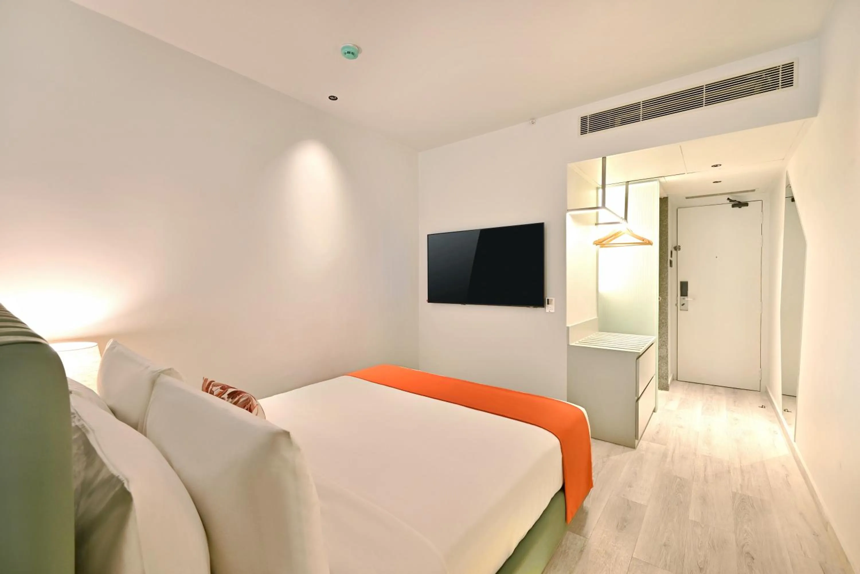 Bed in Ira by Orchid Hyderabad Hitech City Mindspace IT Park