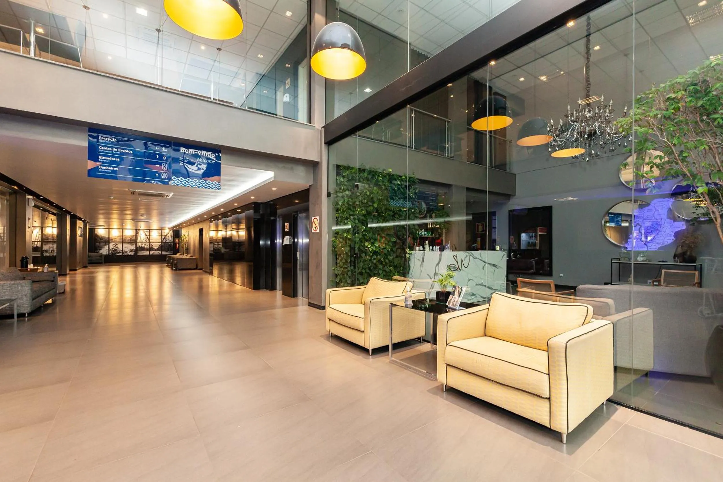 Communal lounge/ TV room in Tri Hotel Executive Lajeado