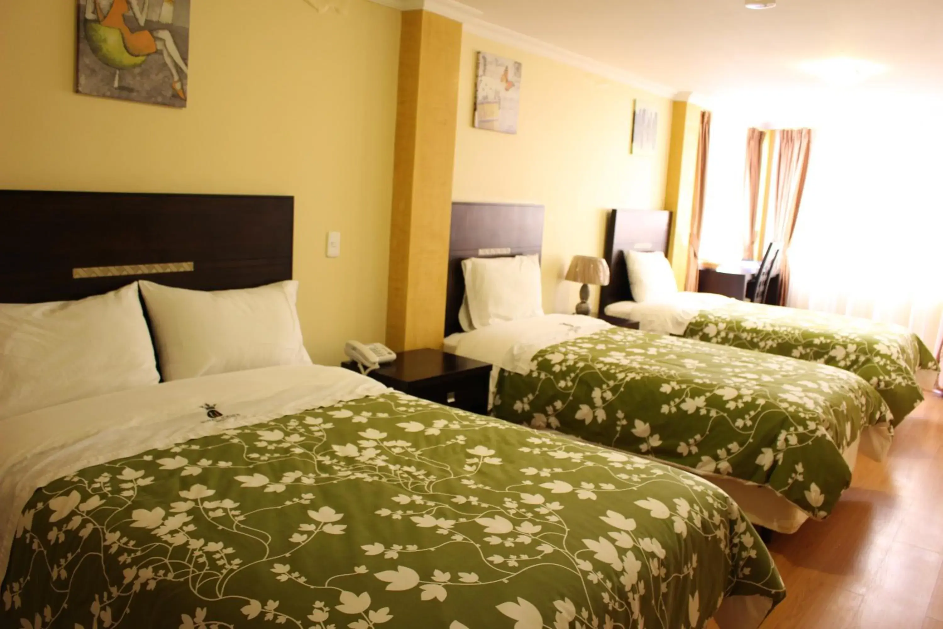 Triple Room in Hotel Joshed Imperial Triple Room in Hotel Joshed Imperial