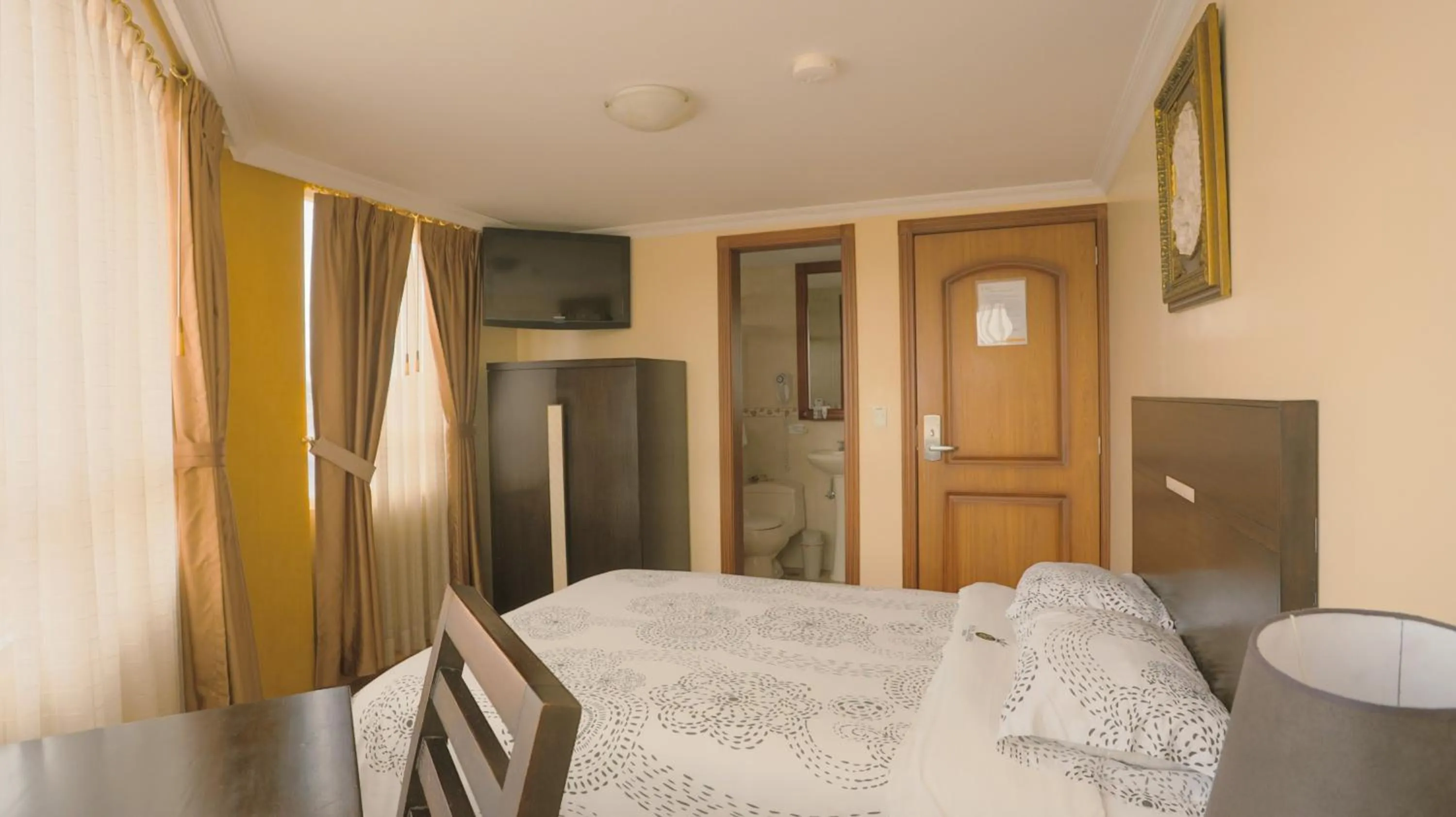 Bed in Hotel Joshed Imperial