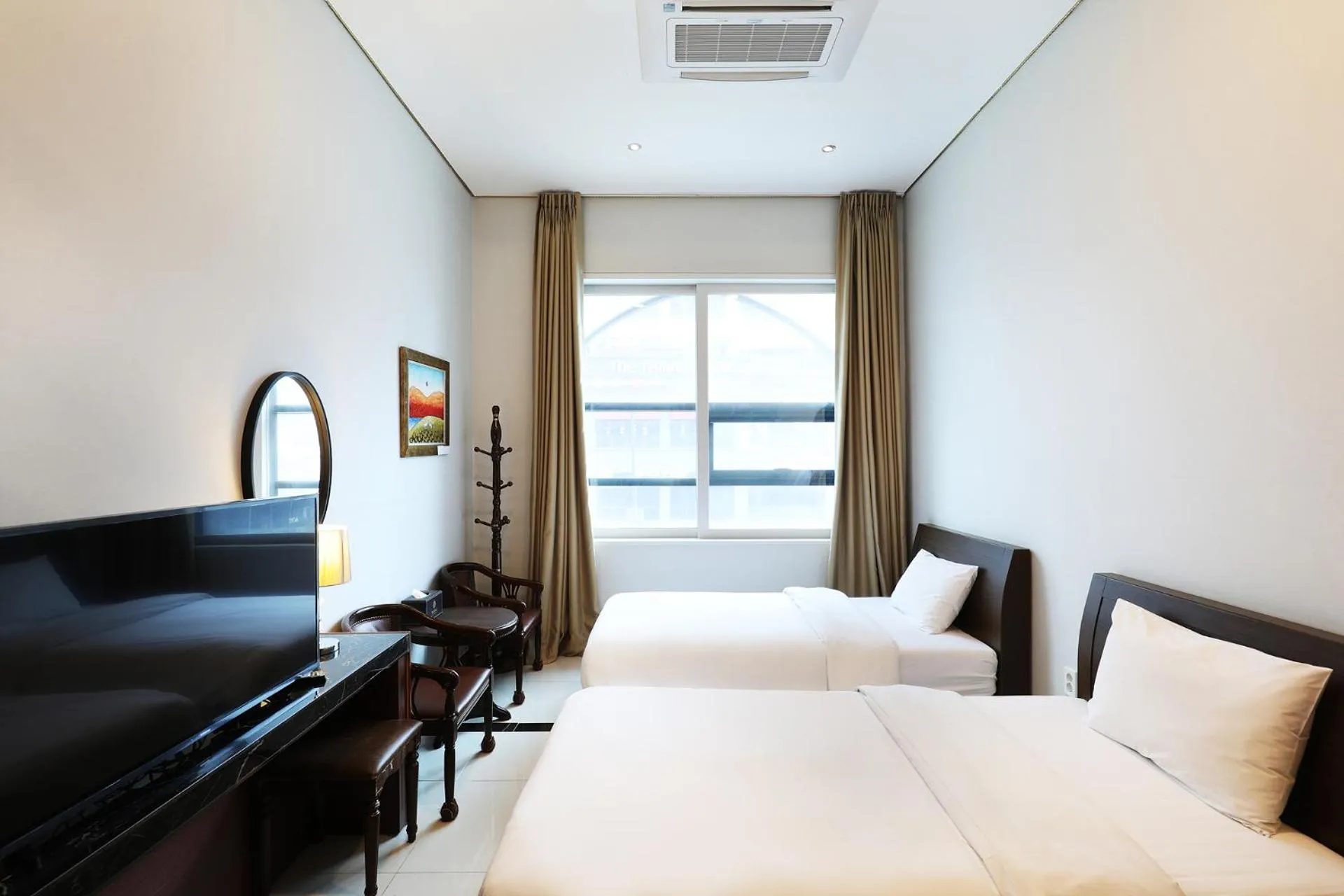 Bed in Intercity Seoul Hotel