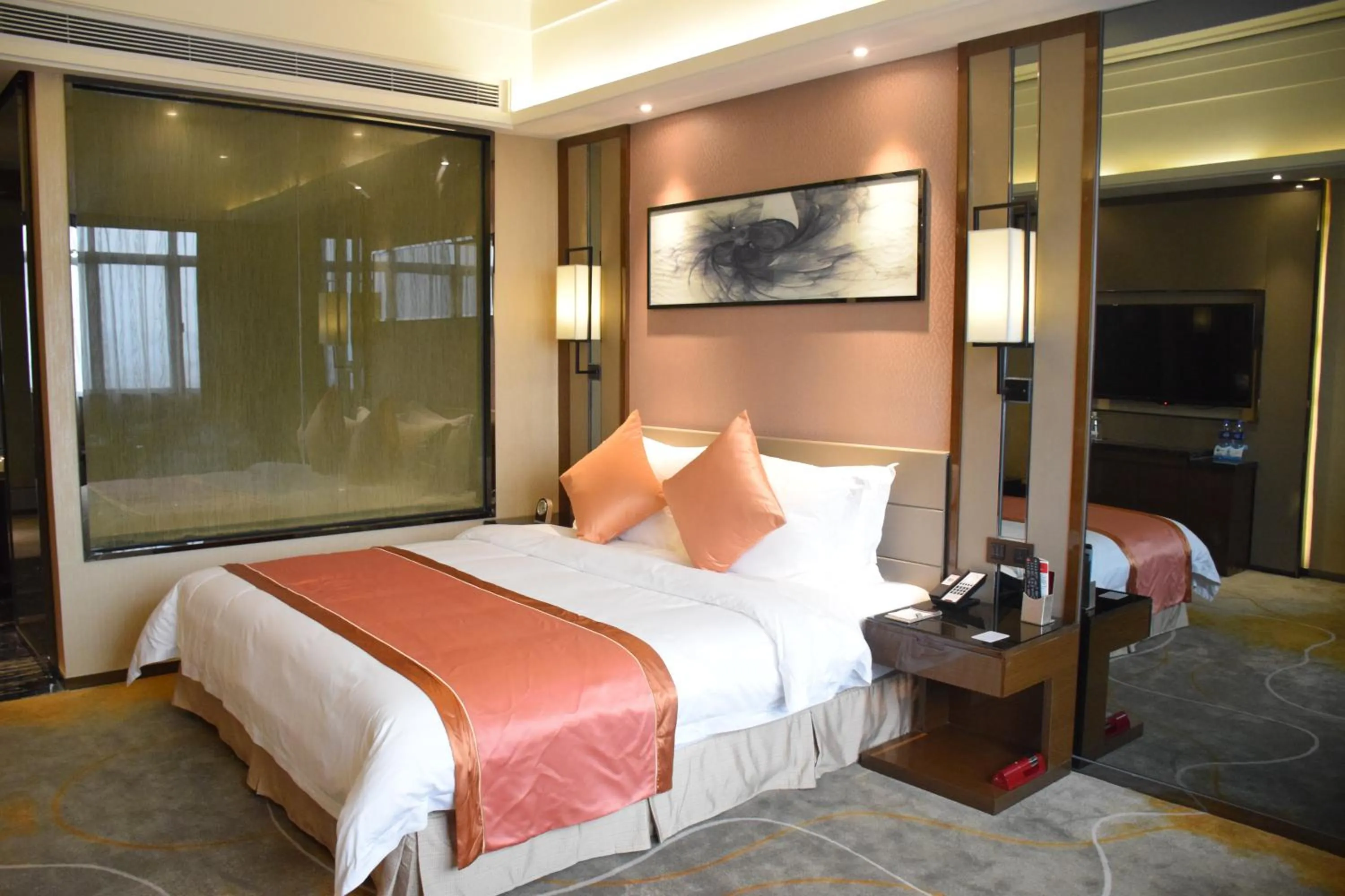 Bedroom, Bed in Ramada Foshan Hotel