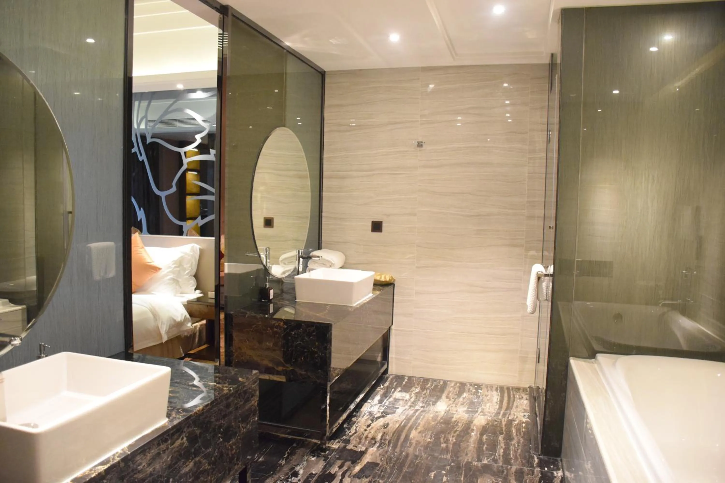 Bathroom in Ramada Foshan Hotel