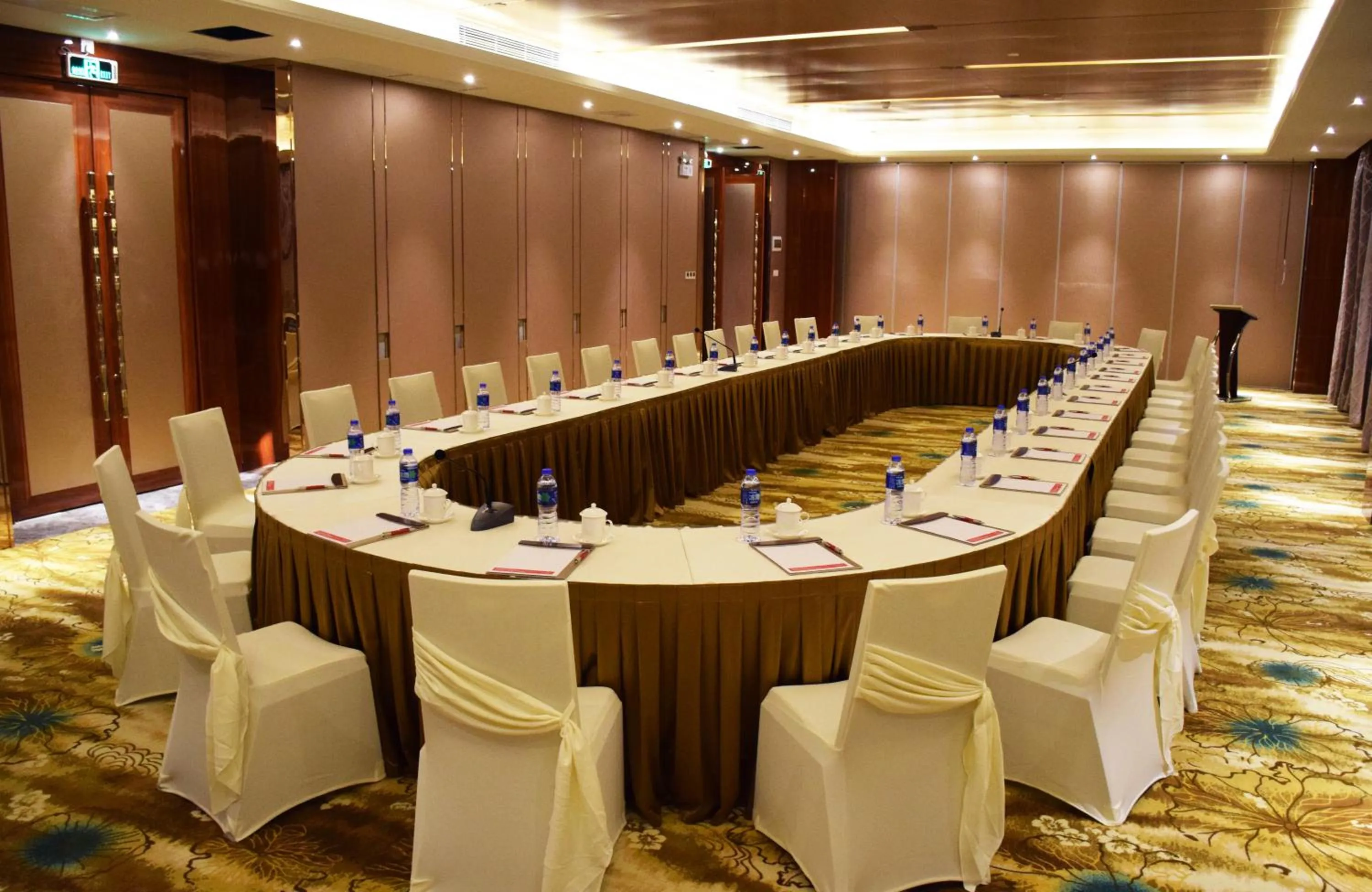 Meeting/conference room in Ramada Foshan Hotel