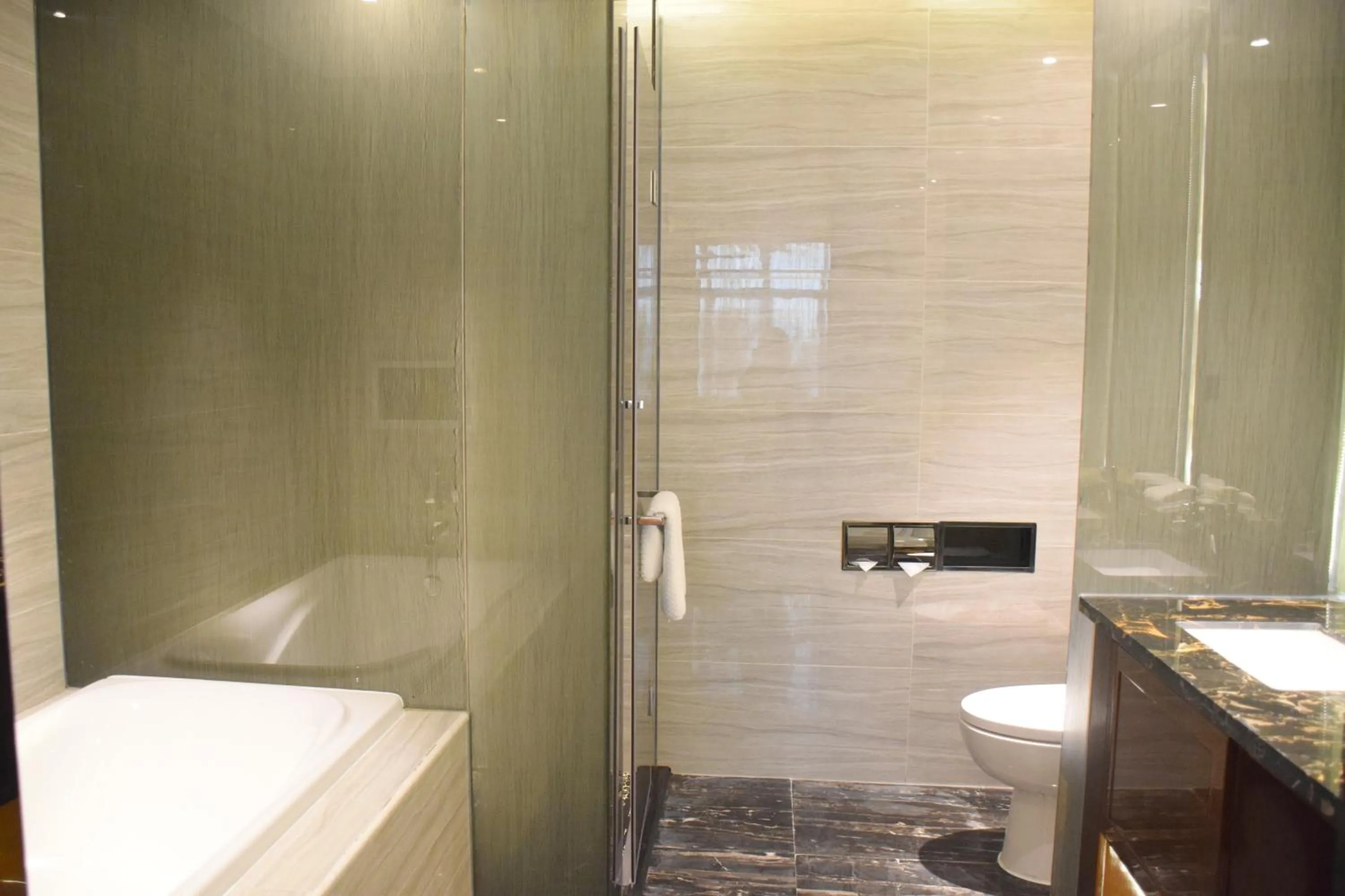 Toilet in Ramada Foshan Hotel