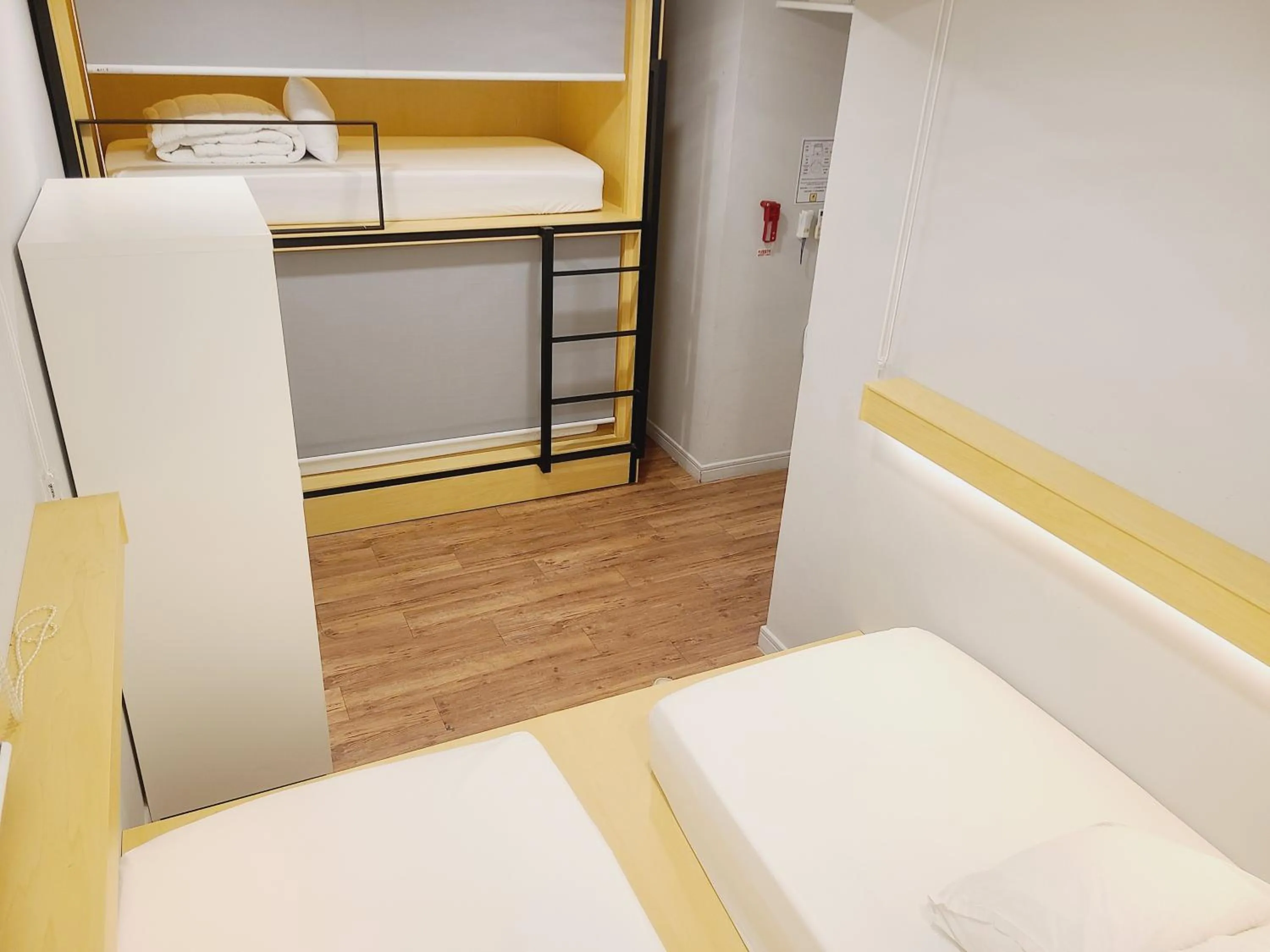 Bed in Elephant Hostel Nampo