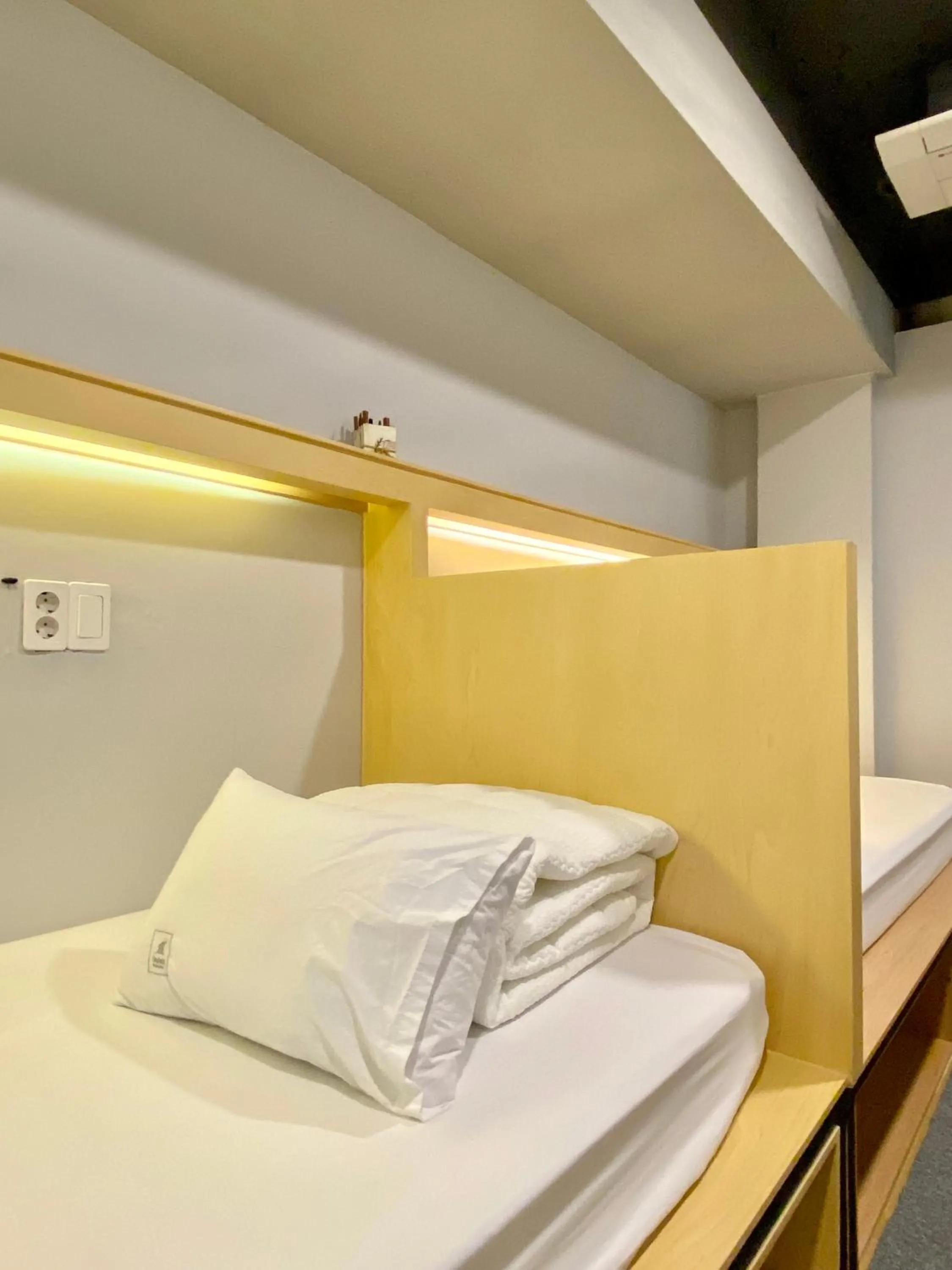 Bed in Elephant Hostel Nampo