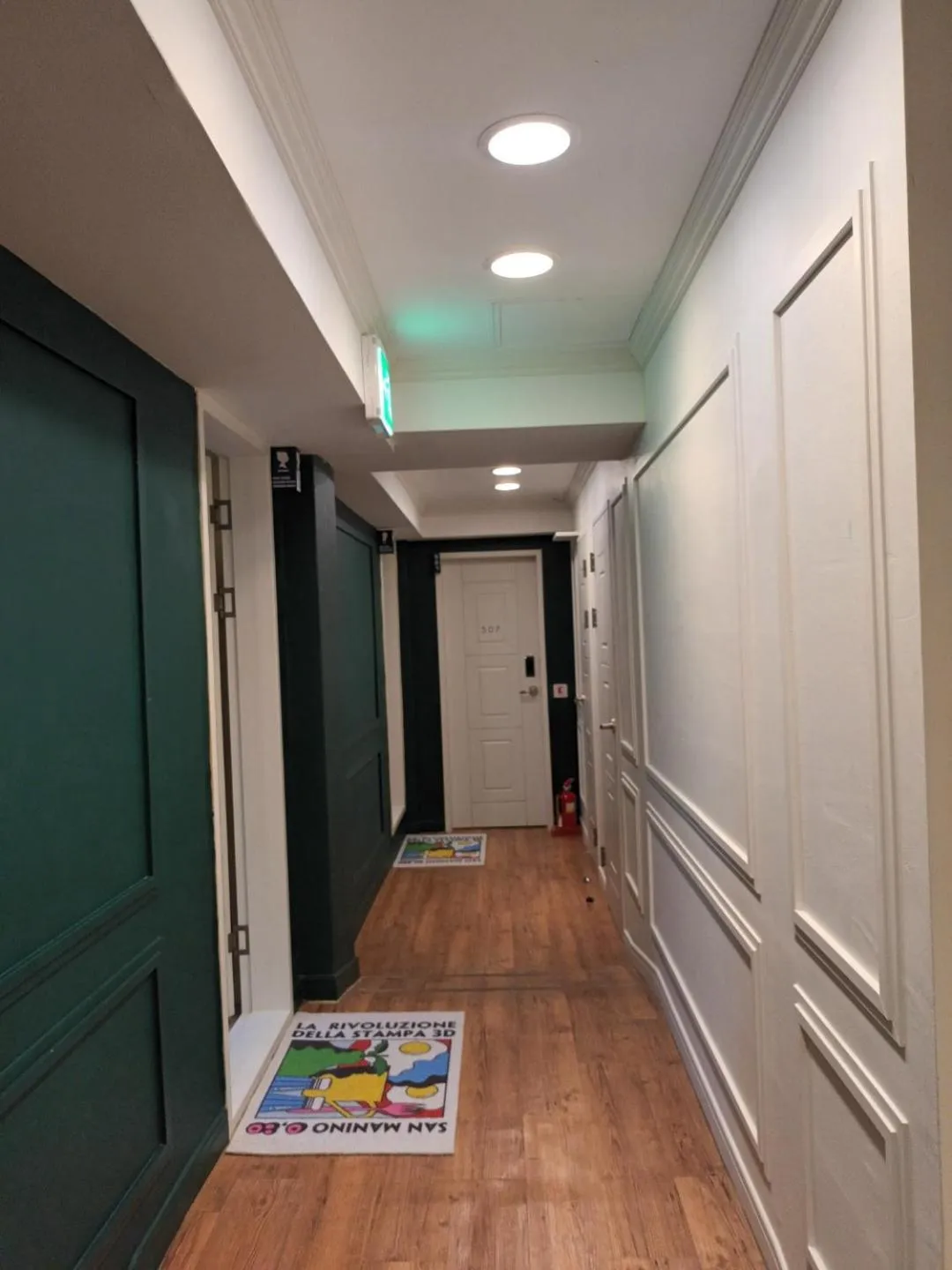 Lobby or reception in Elephant Hostel Nampo