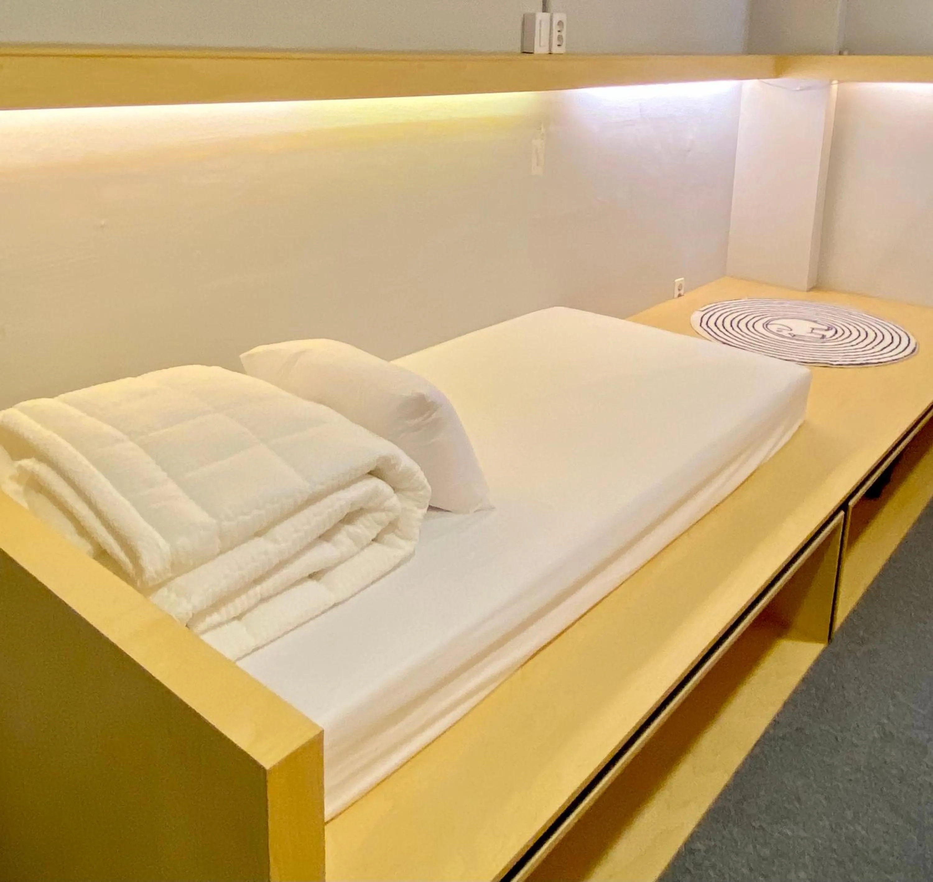 Bed in Elephant Hostel Nampo