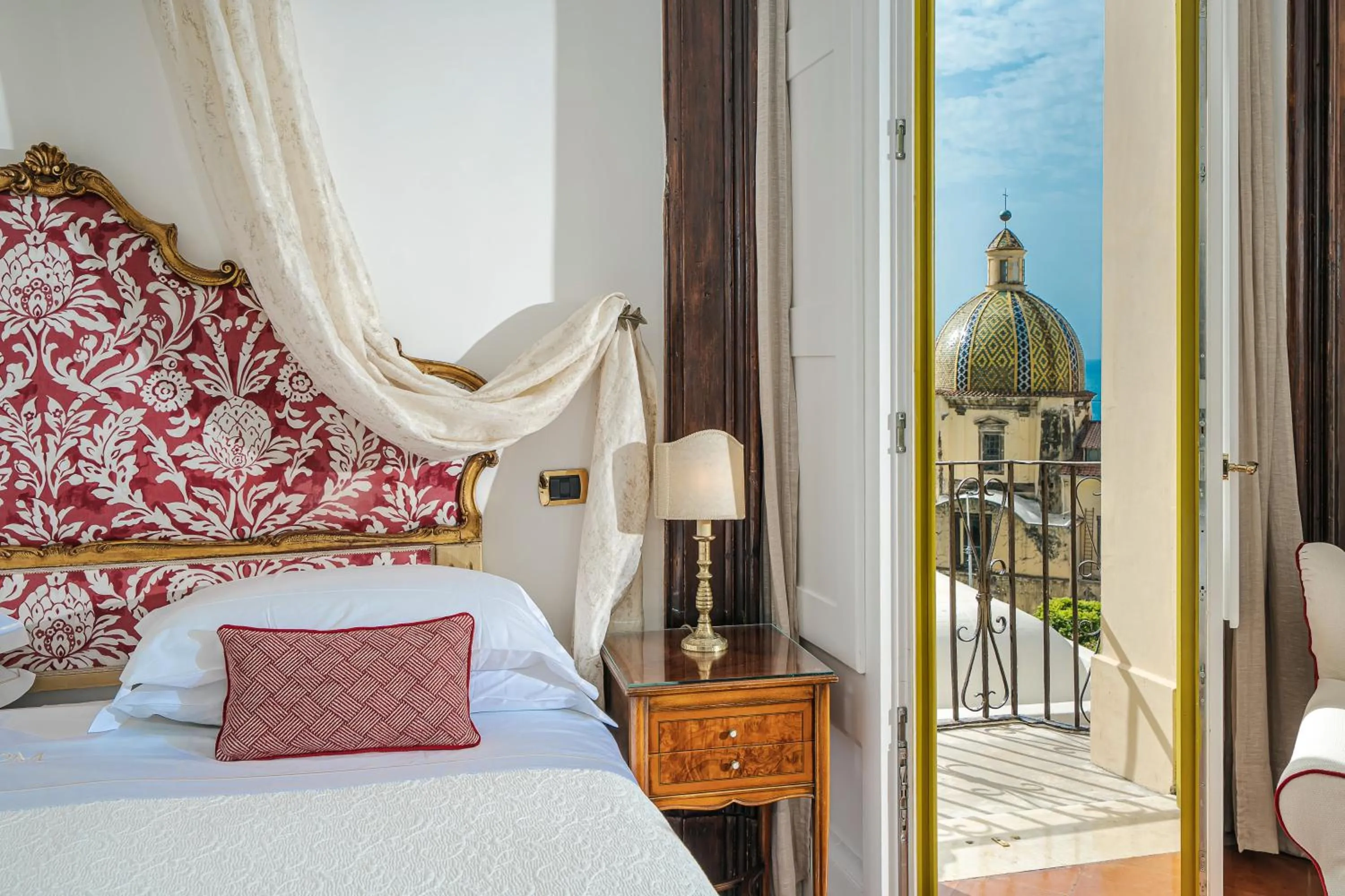 Bed in Hotel Palazzo Murat