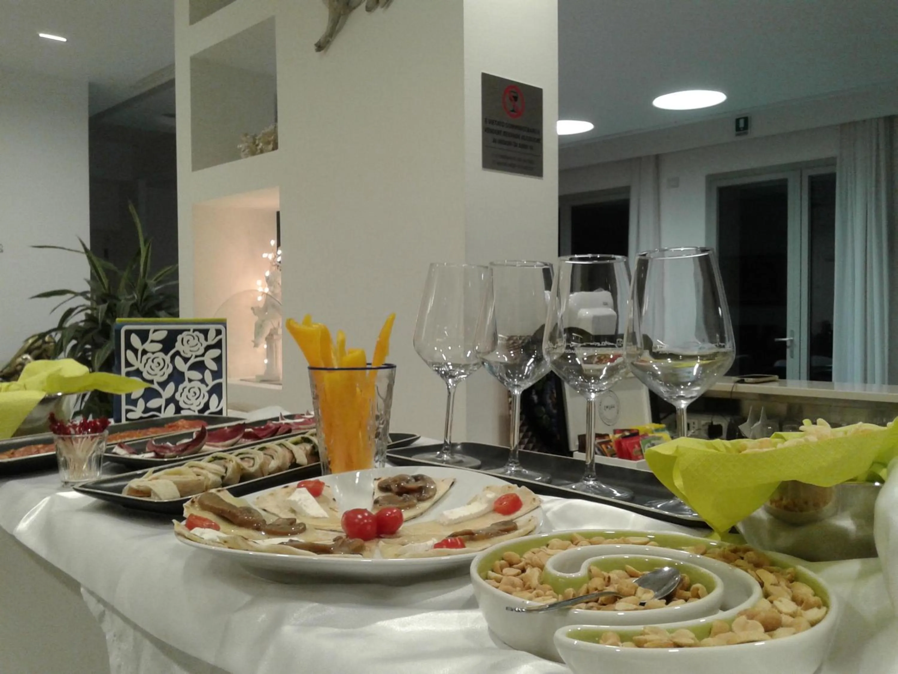 Food and drinks in Hotel Madalù