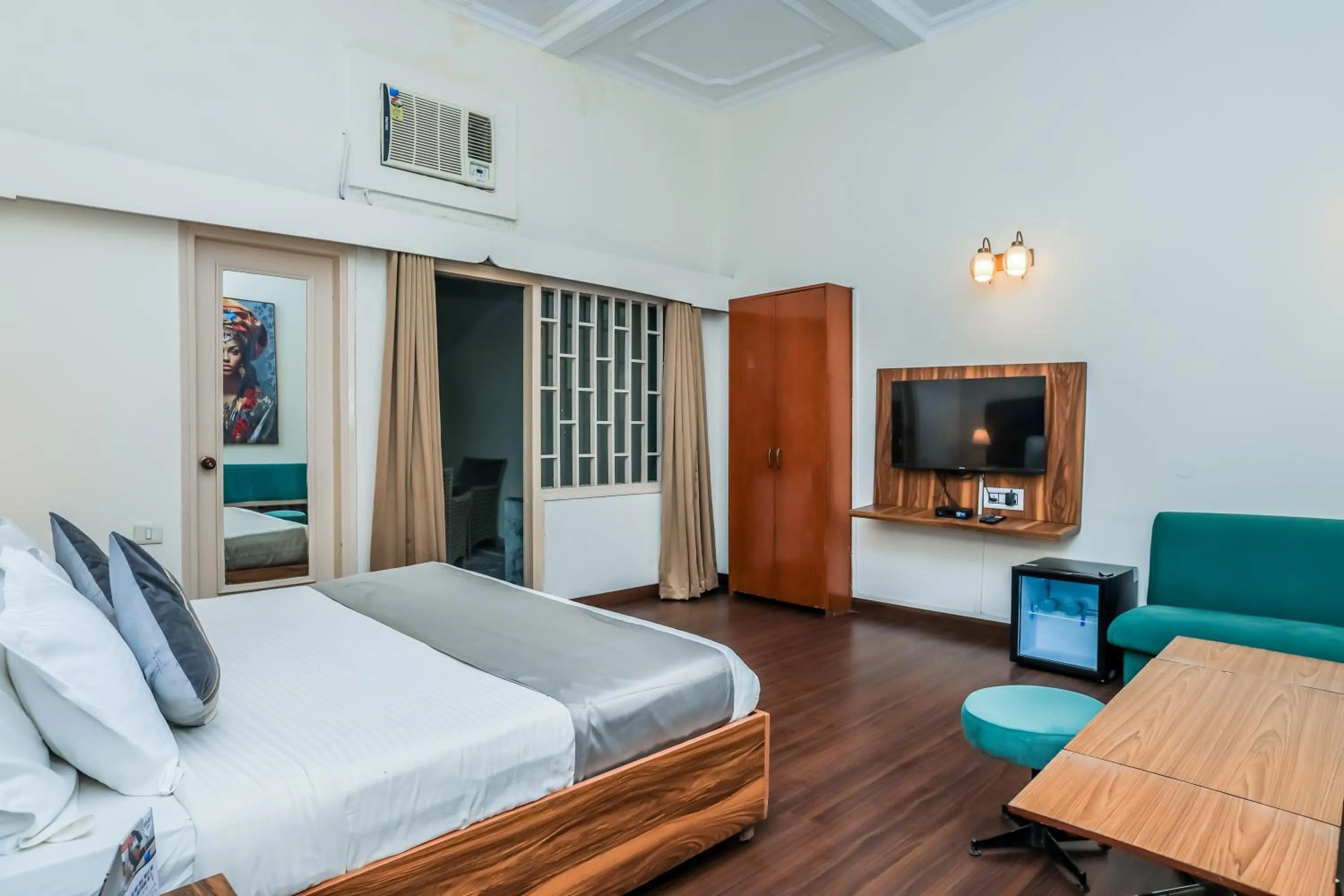 Bed in asar CP Outer Circle by Orion Hotels