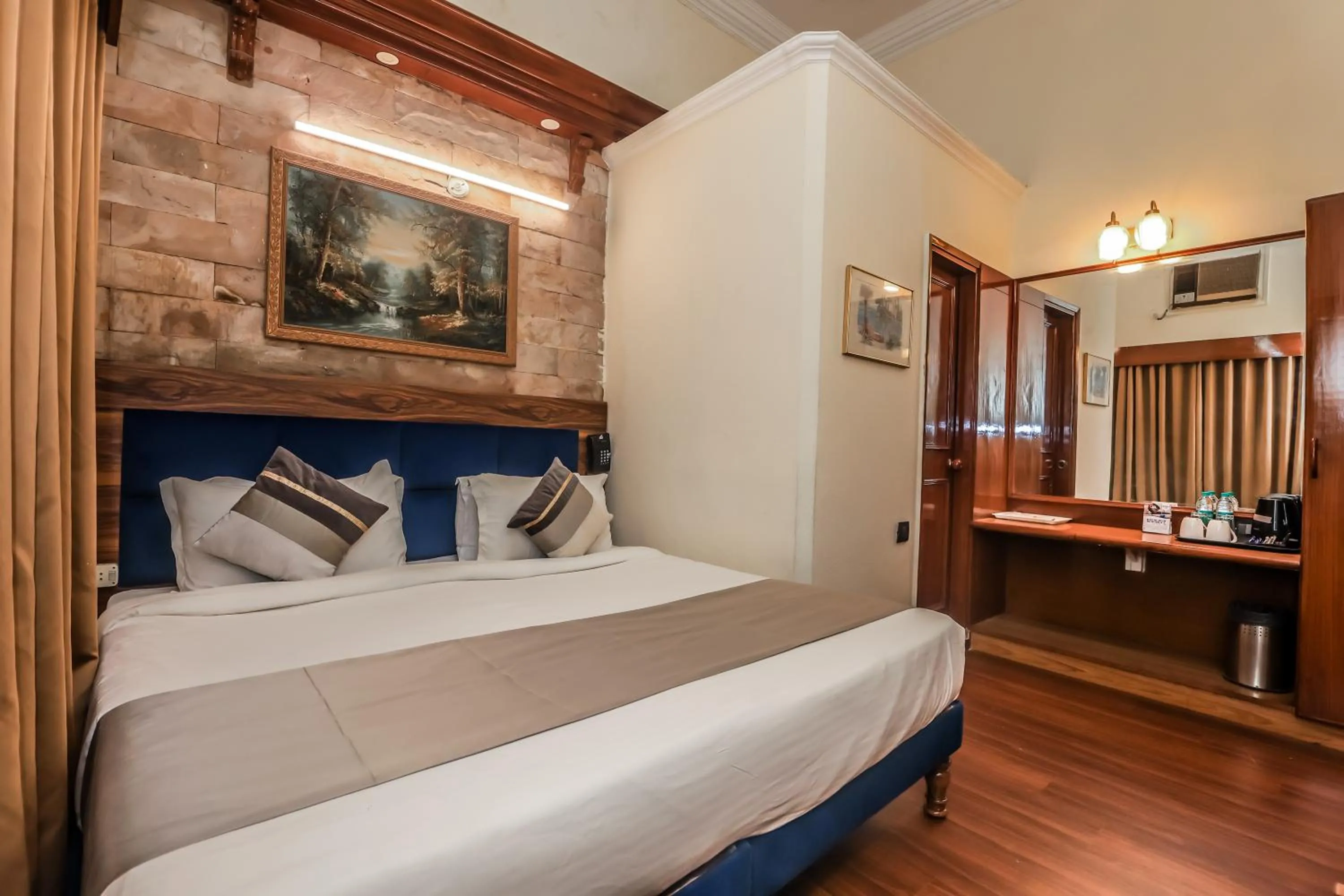 TV and multimedia in asar CP Outer Circle by Orion Hotels