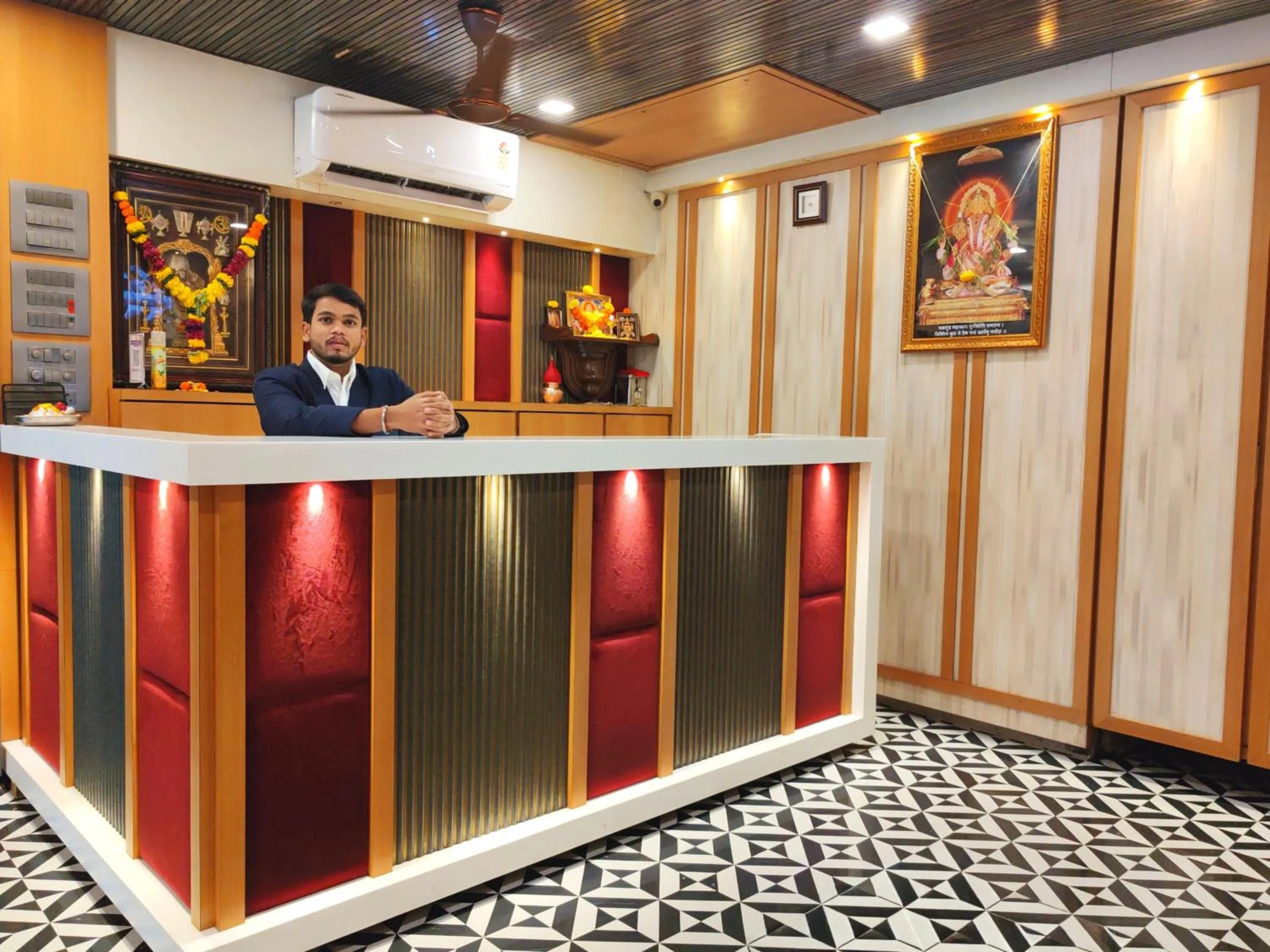 Lobby or reception in Hotel Aishwarya Residency