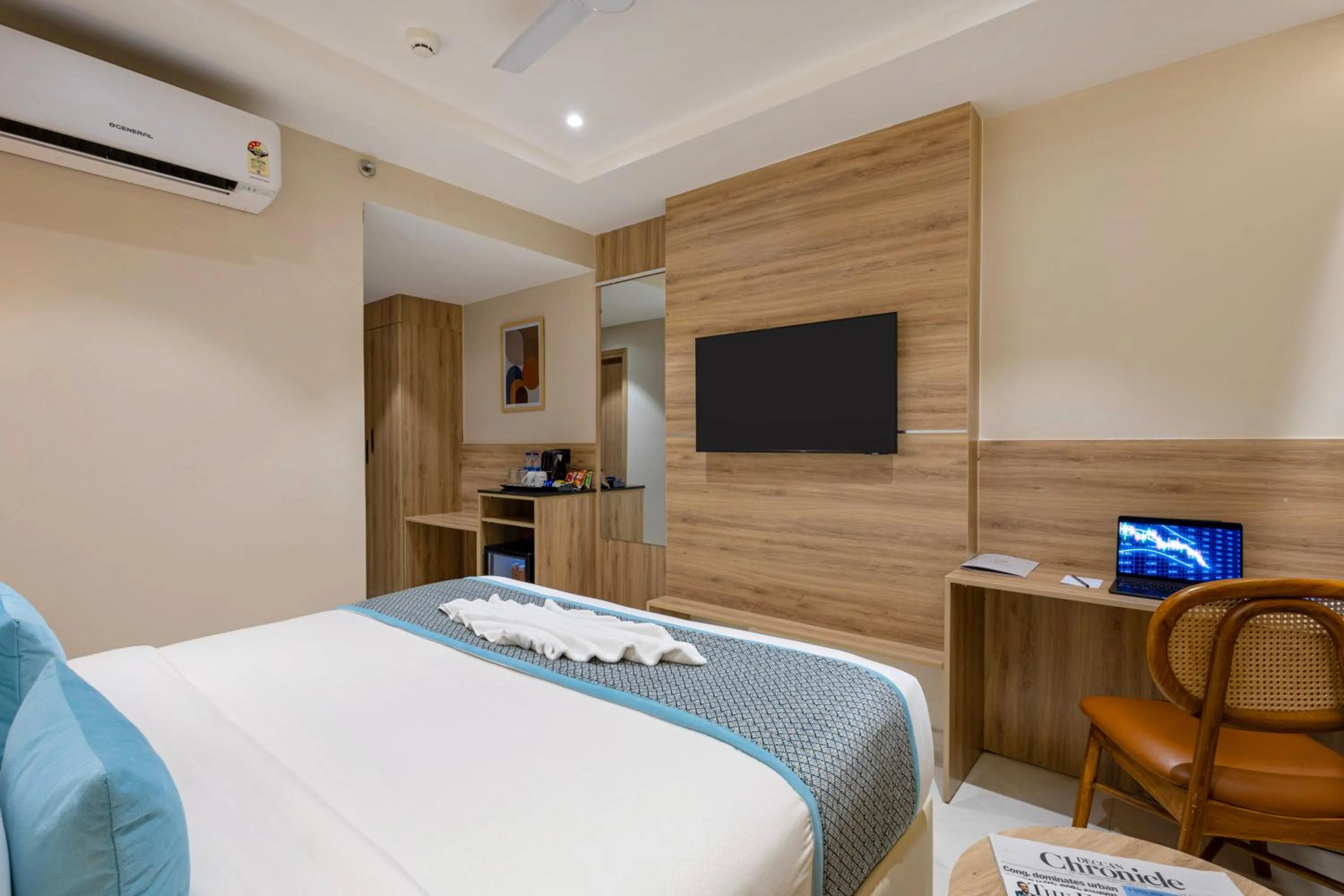 TV and multimedia, Bed in Monday Premium Madhapur