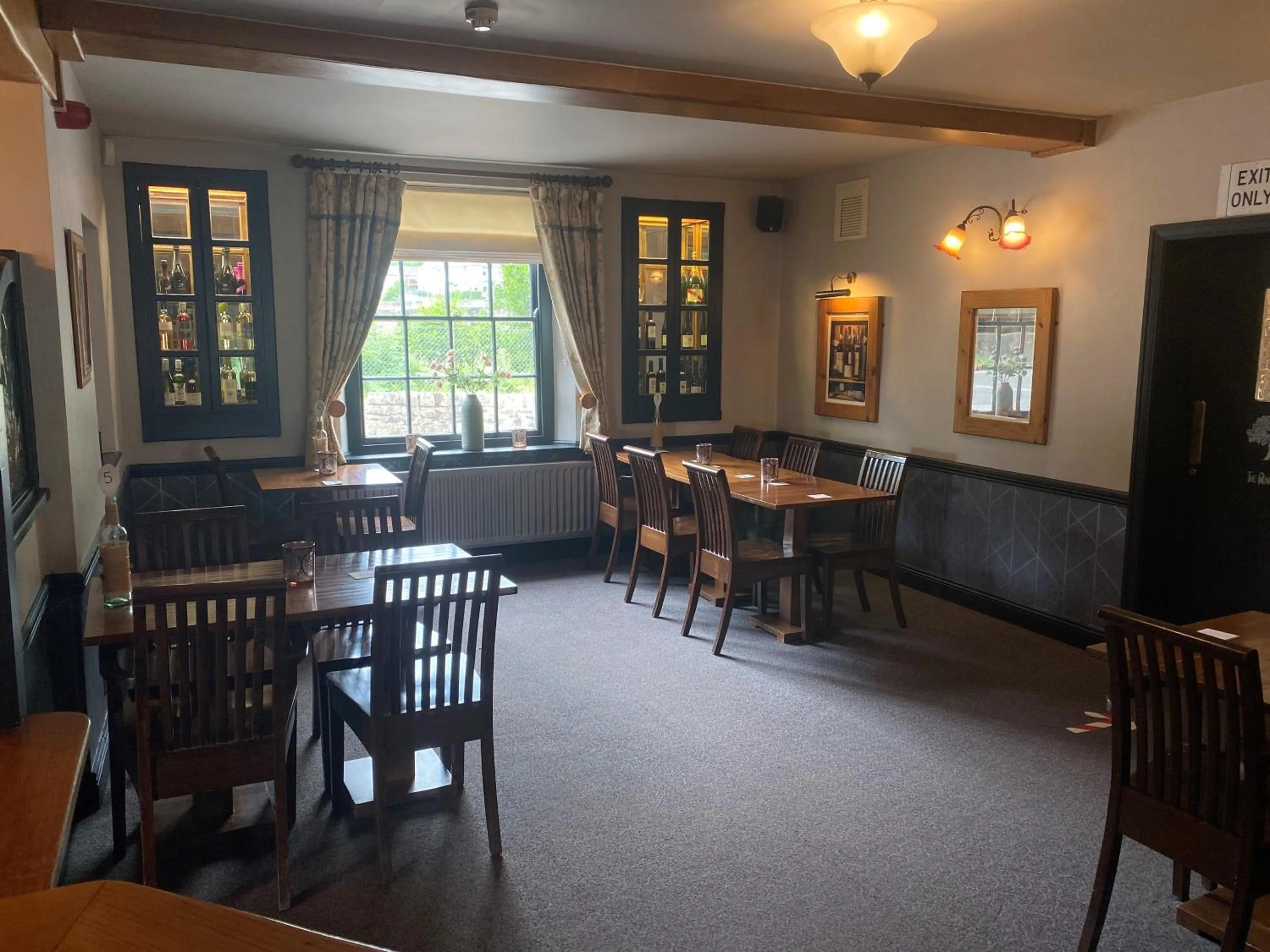 Restaurant/places to eat in The Royal Oak