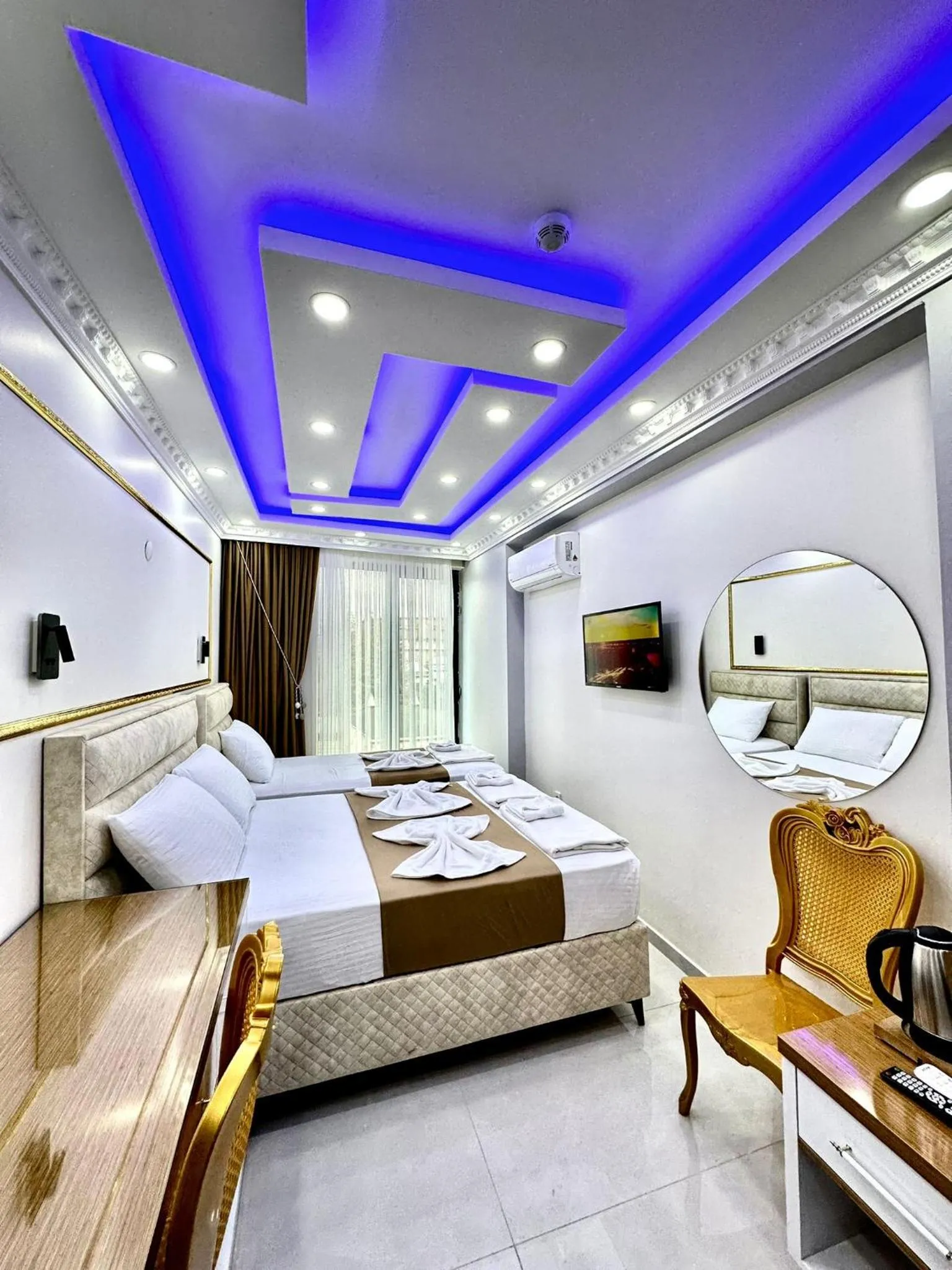 Bed in Hagia Sophia Palace Hotel