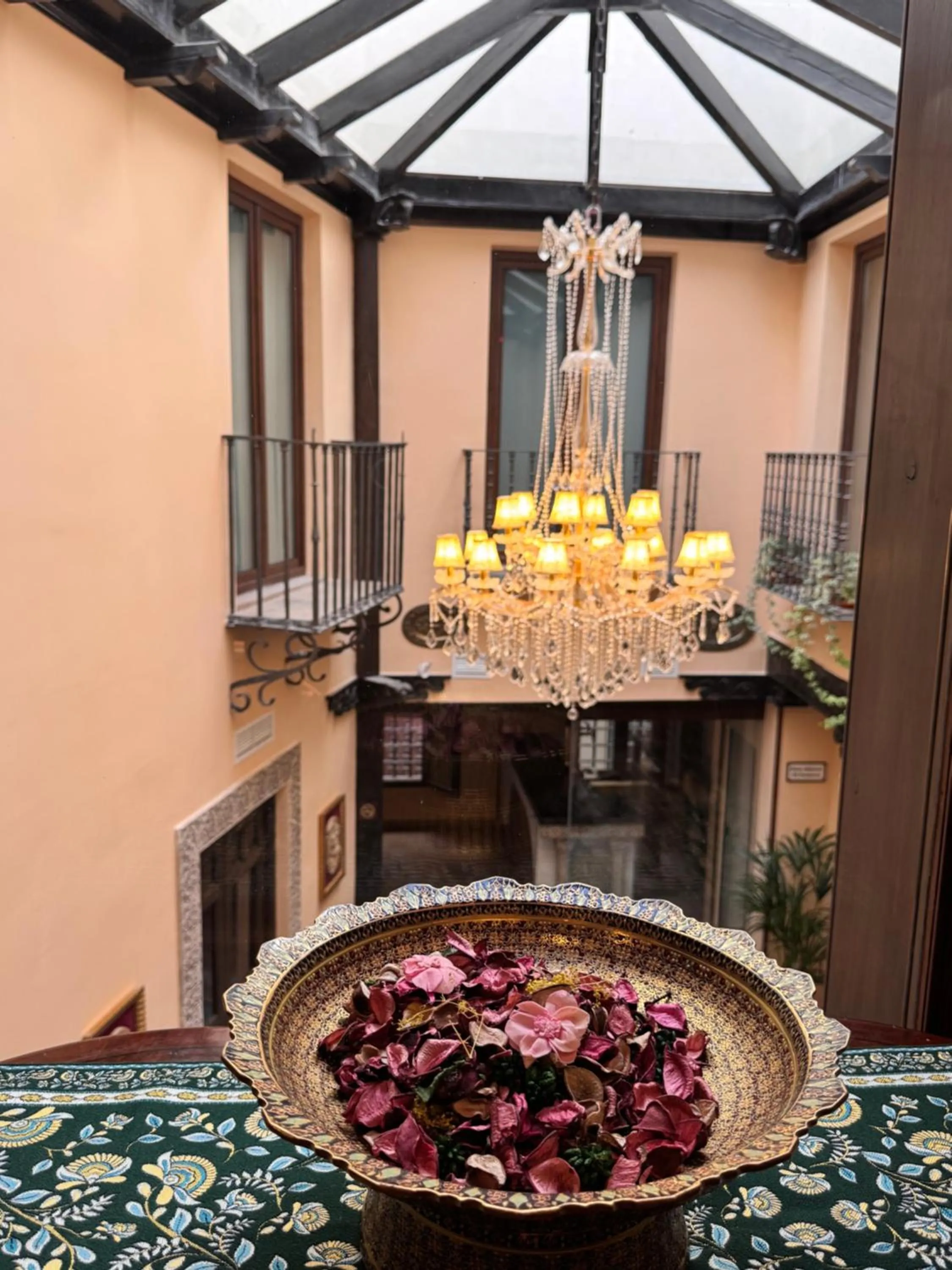 Area and facilities in Hotel Boutique Casón De Los López