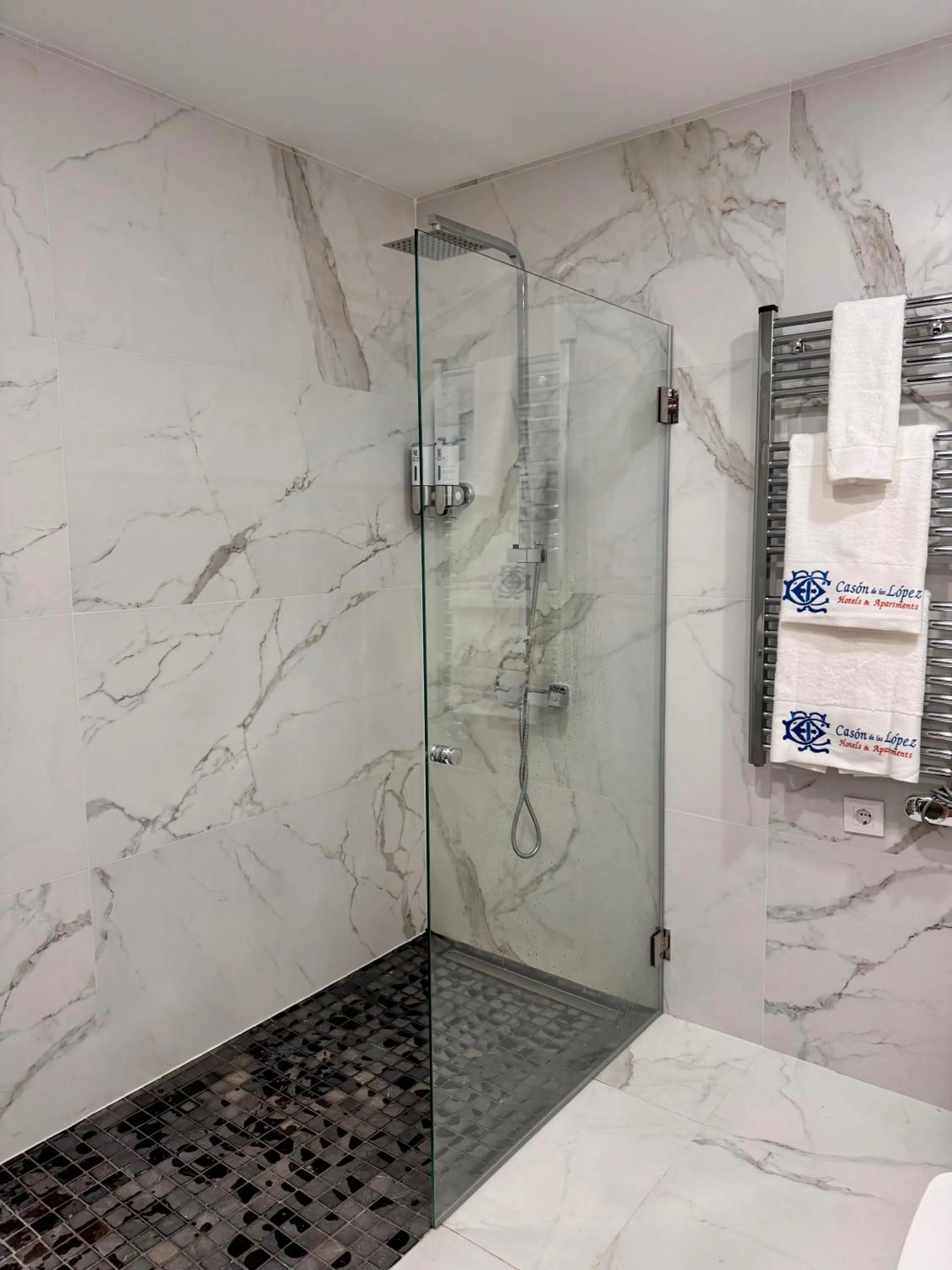 Shower in Hotel Boutique Casón De Los López