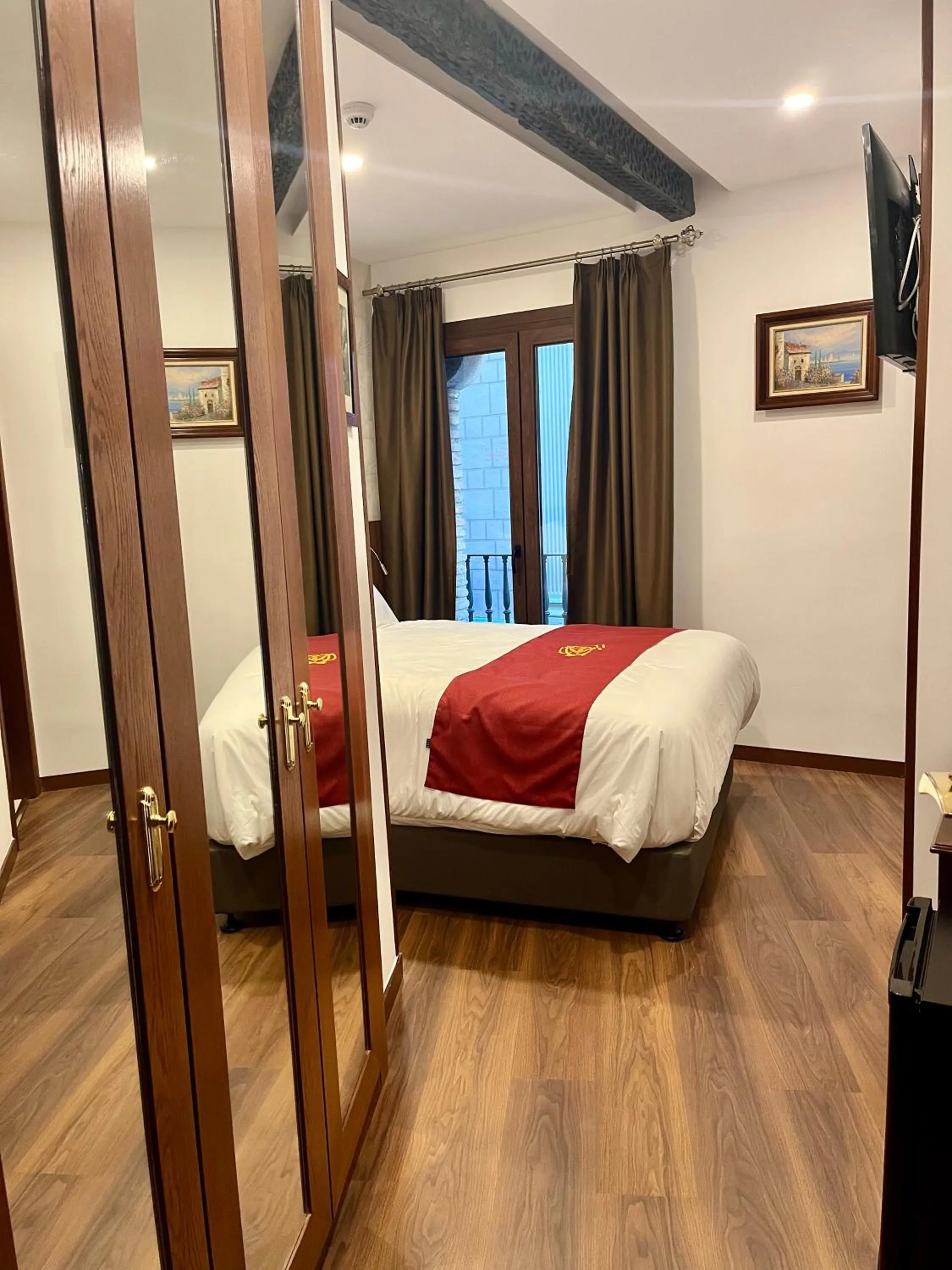 Bedroom, Bed in Hotel Boutique Casón De Los López