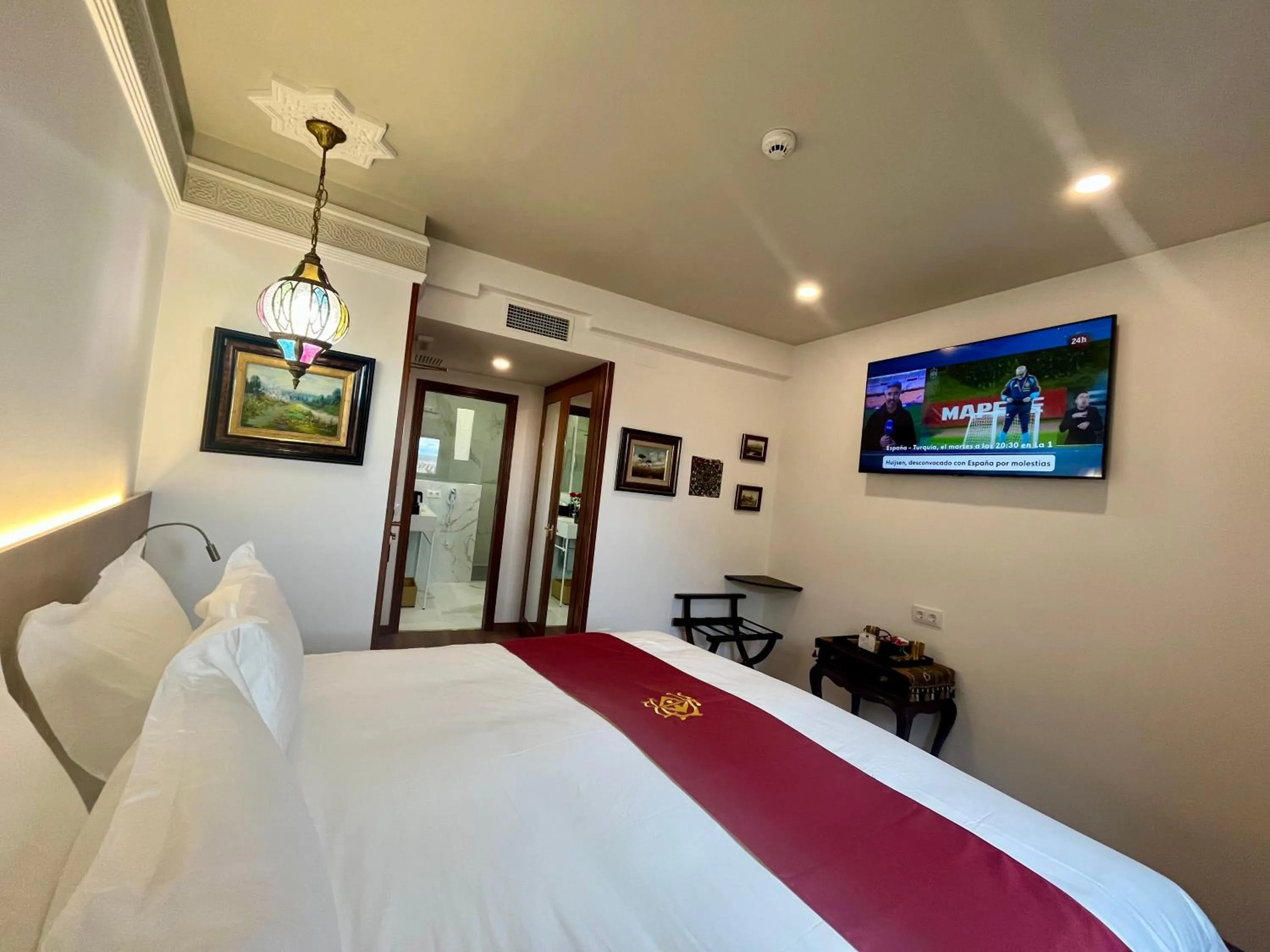 Bedroom, Bed in Hotel Boutique Casón De Los López