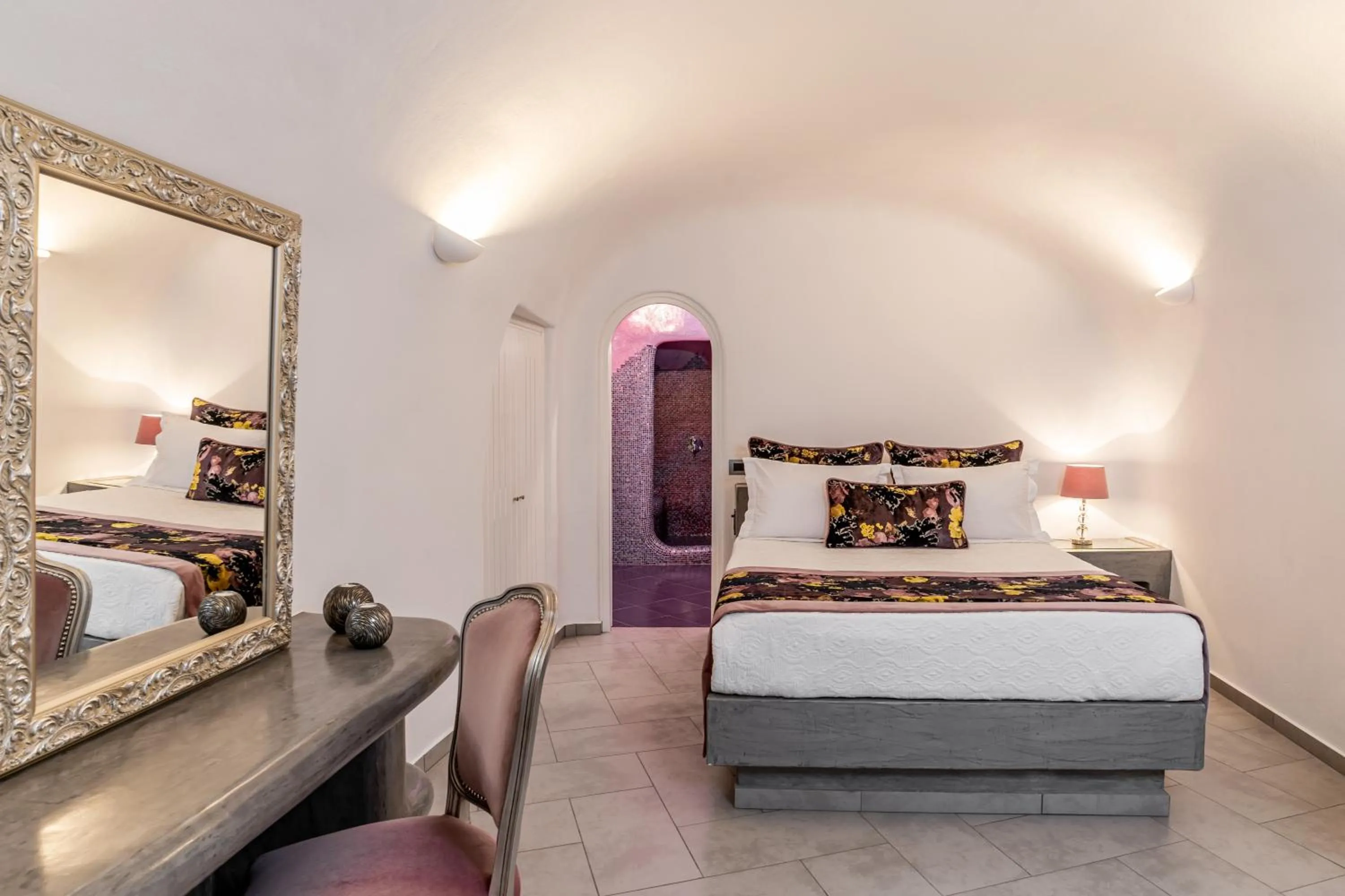 Bed in Ventus Paradiso Villa