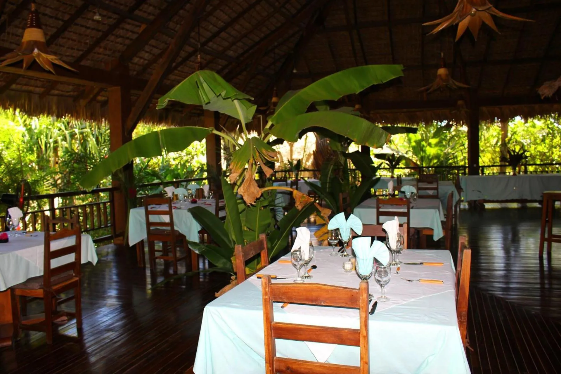 Restaurant/places to eat in Tropic Hôtel
